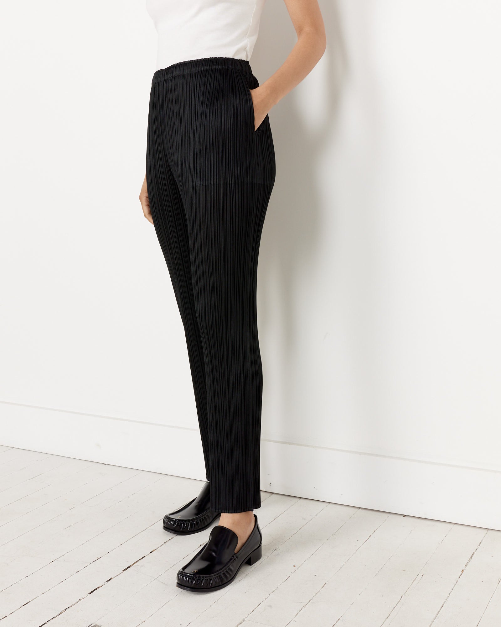 Basics Pants - Black / 5 (223375)