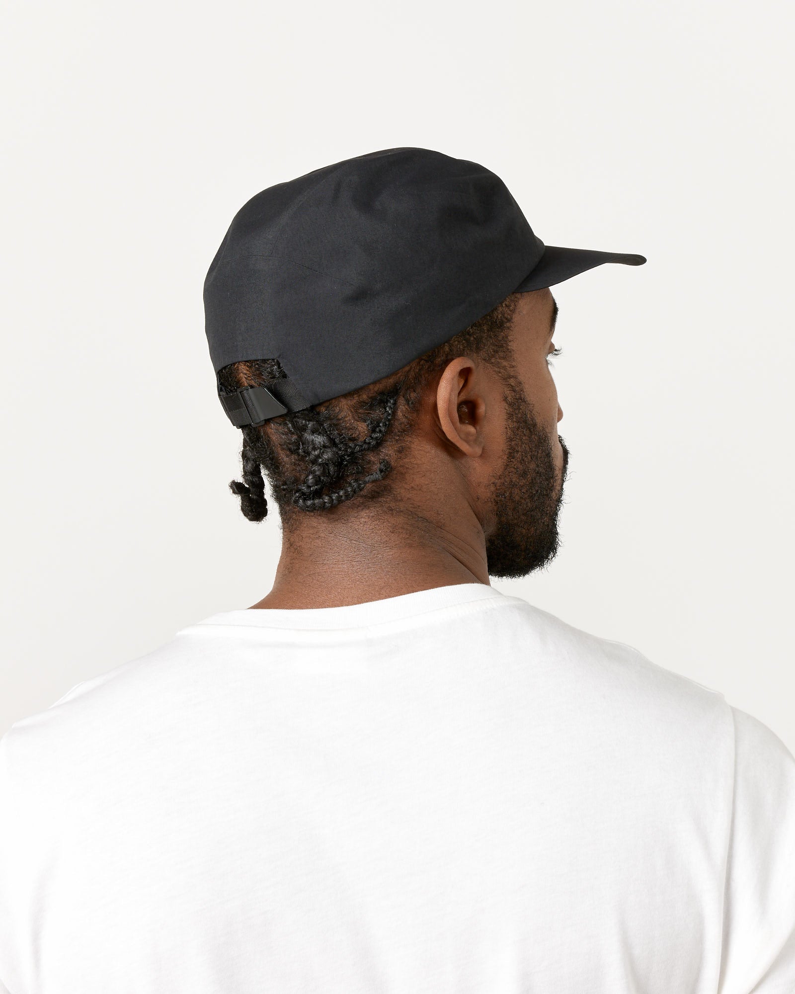 685 Stealth Cap in Black - Black / L/XL (245055)