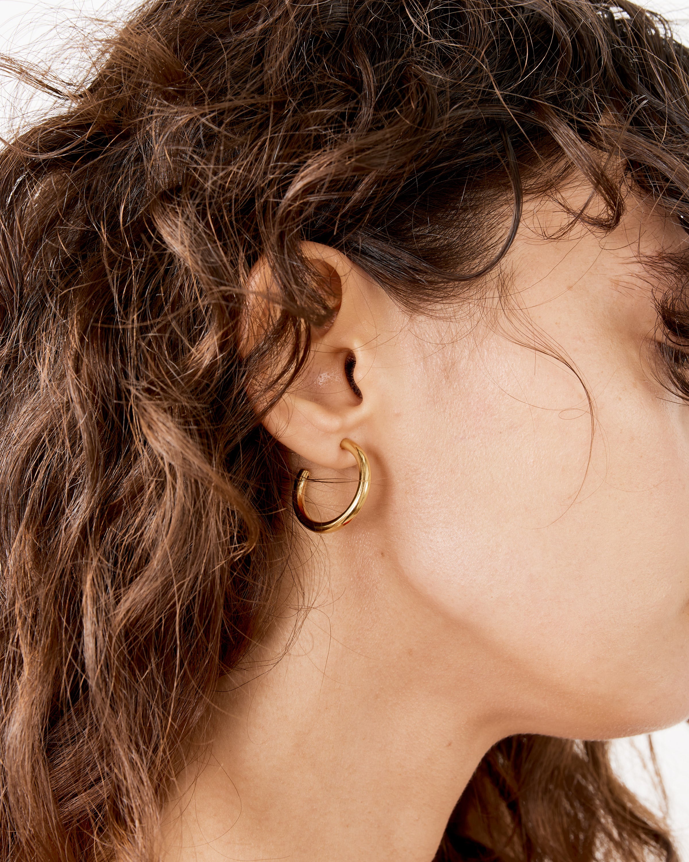 Petite Clara Hoops in 18K Gold Vermeil