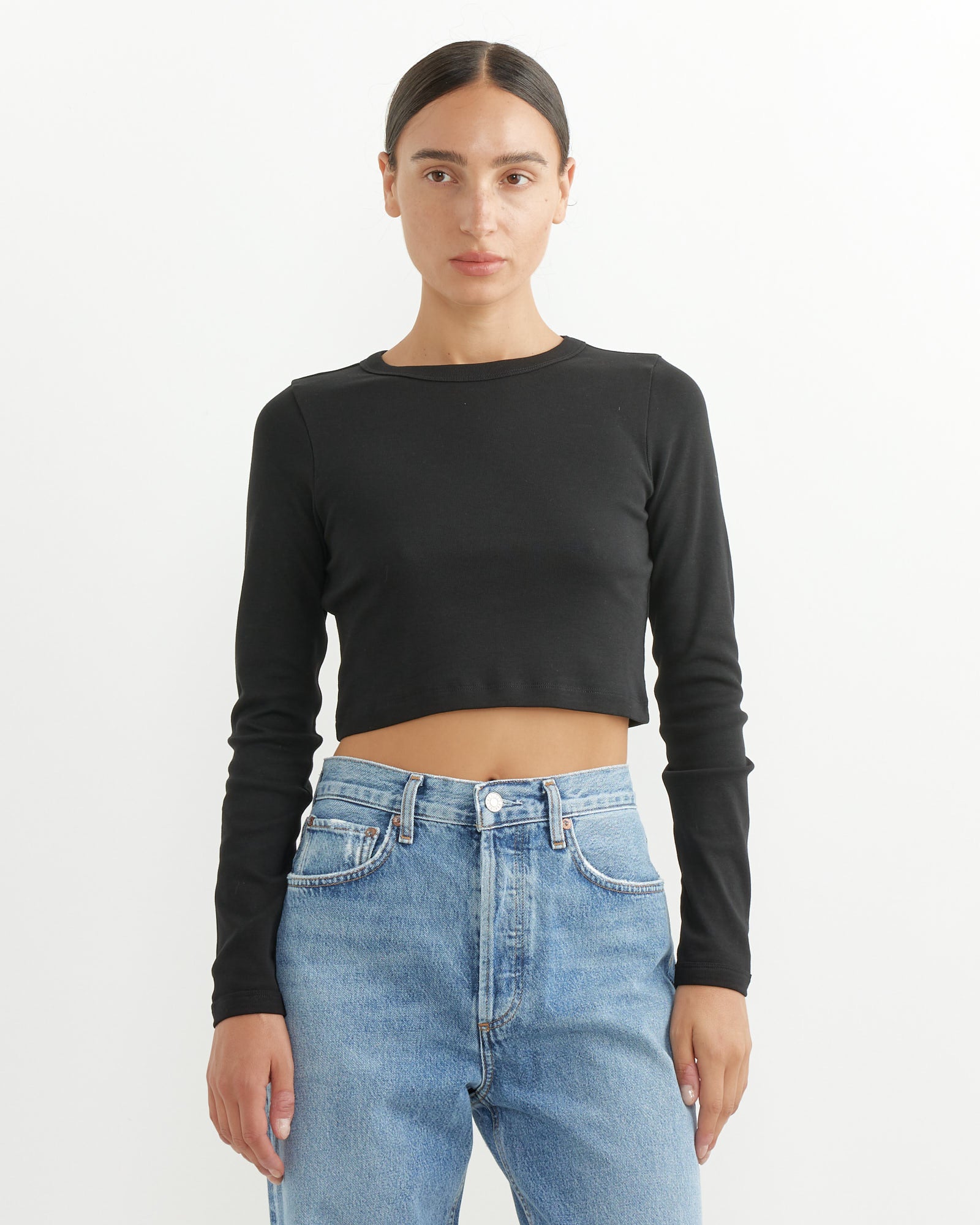 Max Crop Tee in Black