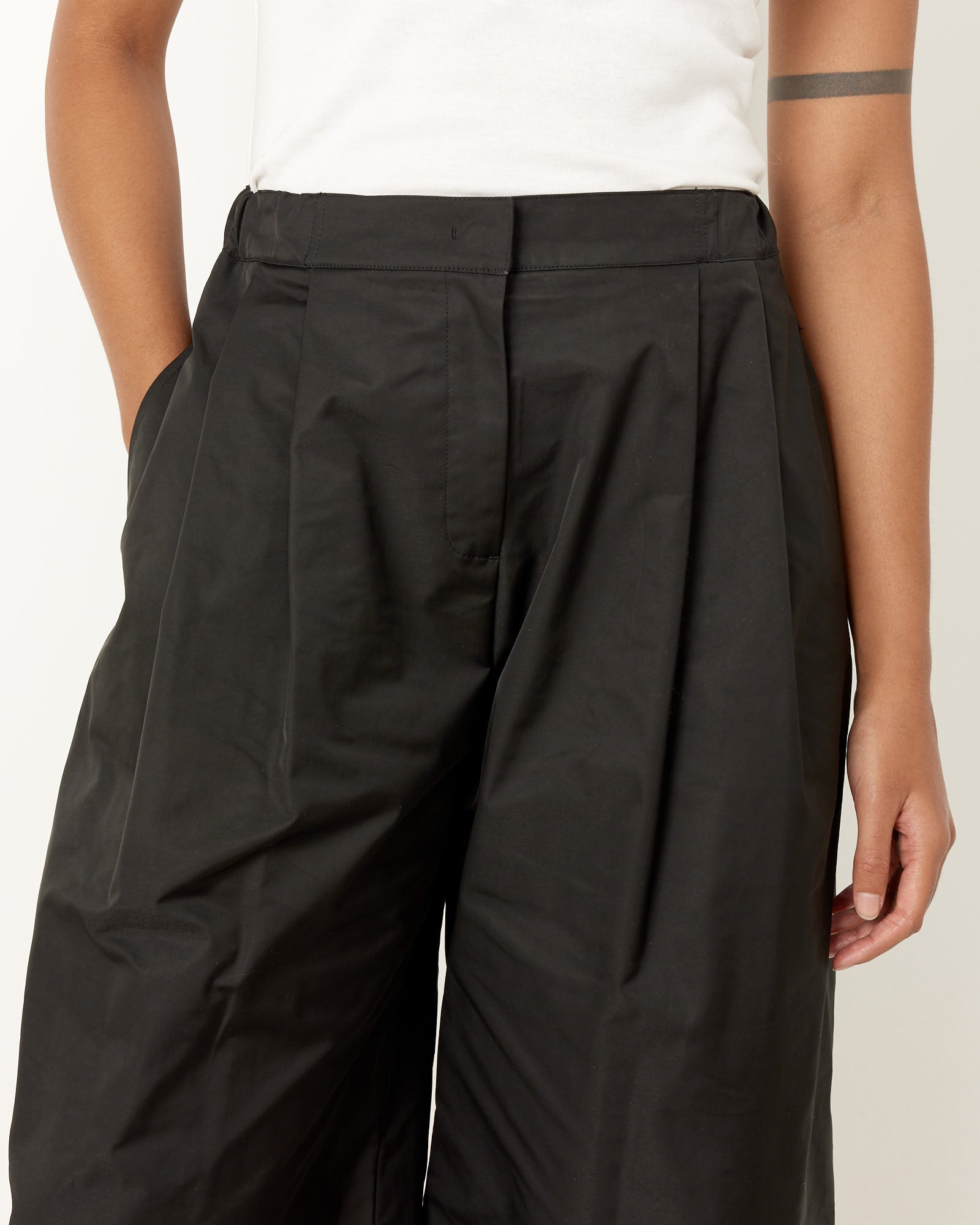 Amomento Two Tuck Balloon Pants - Black / 1 (251249)