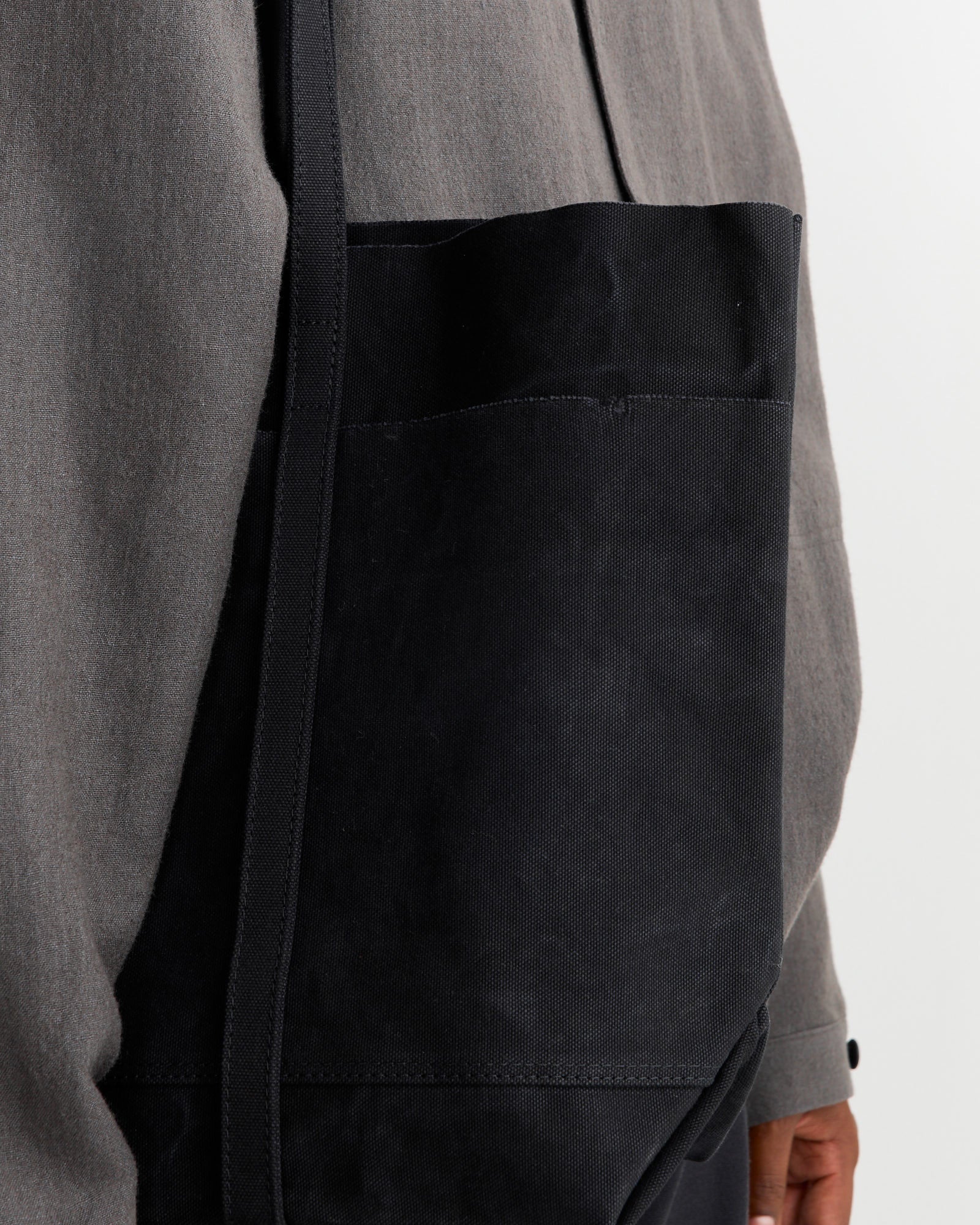 Washed Canvas 6 Pockets Tote in Black - Default Title (252467)