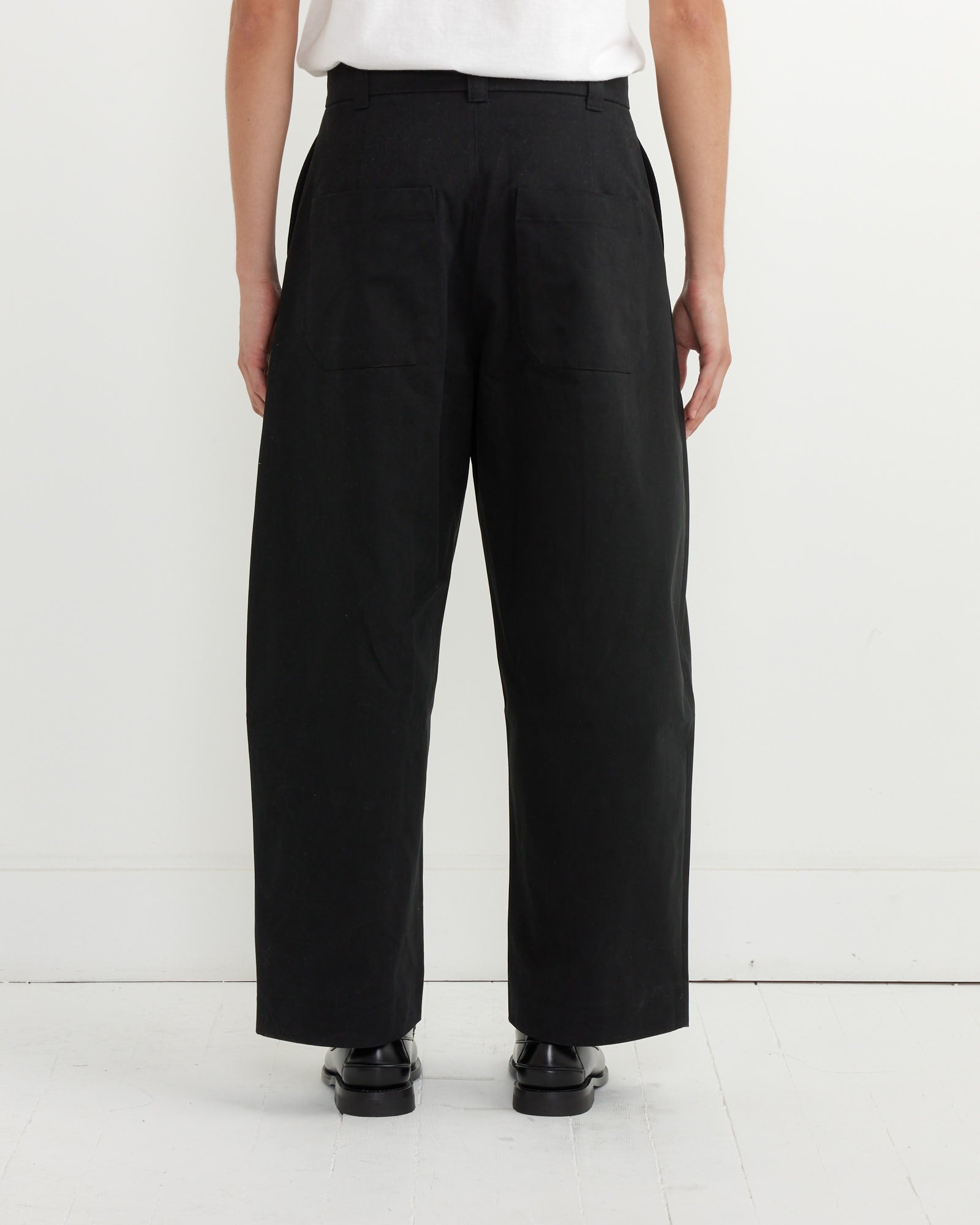 Sorte Pant in Black