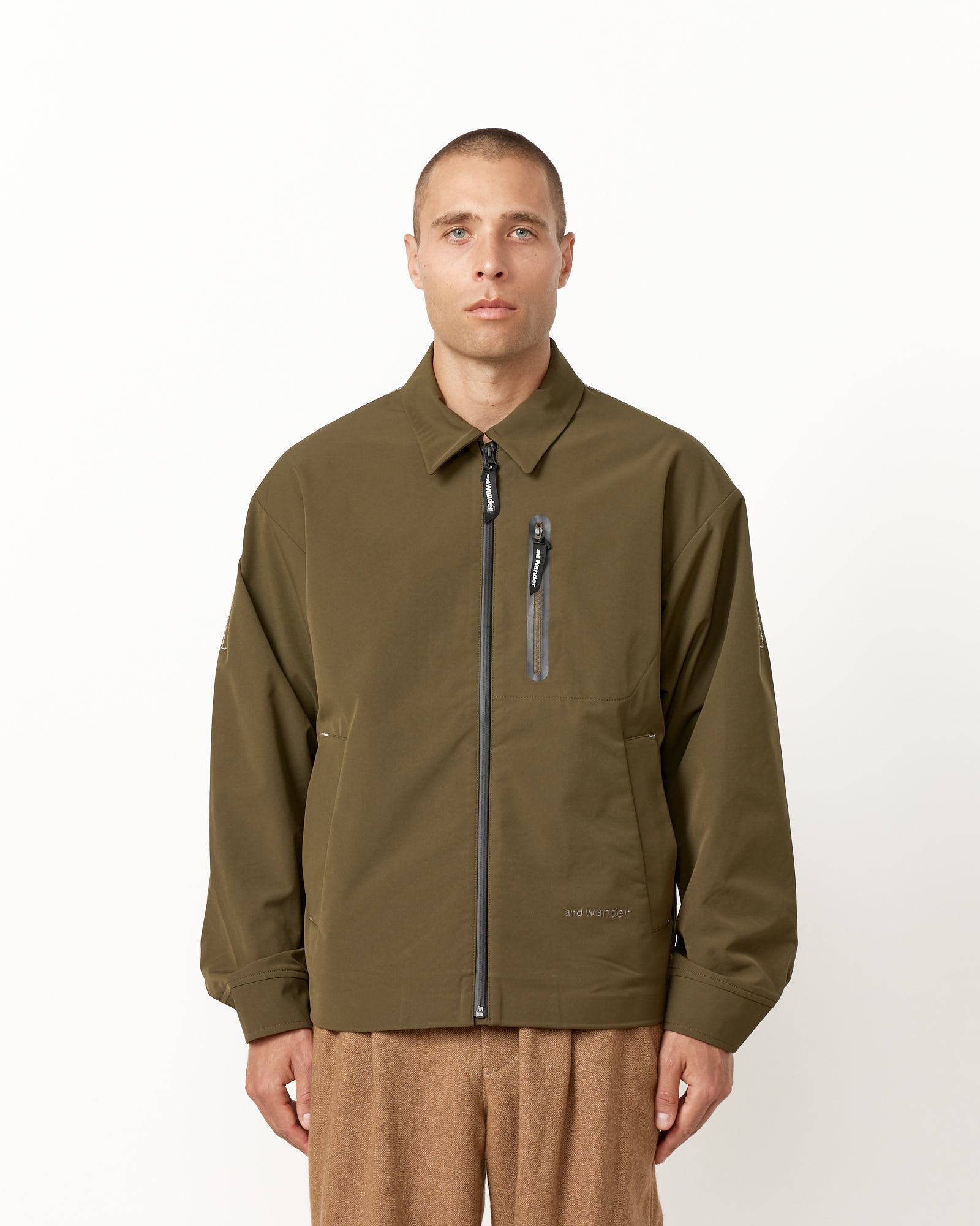 And Wander 69 PE Matte Cloth Jacket - Khaki / M (254297)