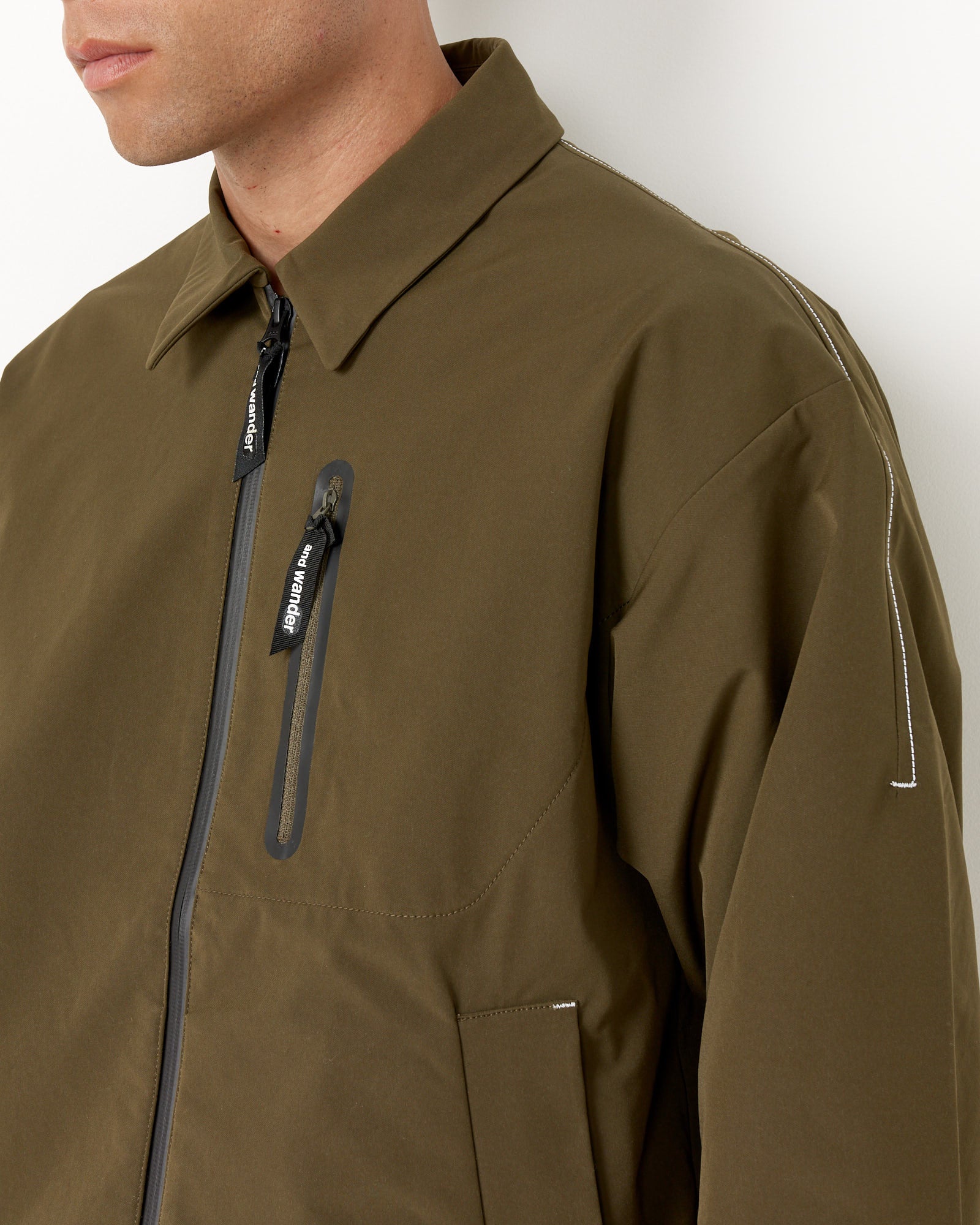 And Wander 69 PE Matte Cloth Jacket - Khaki / M (254297)