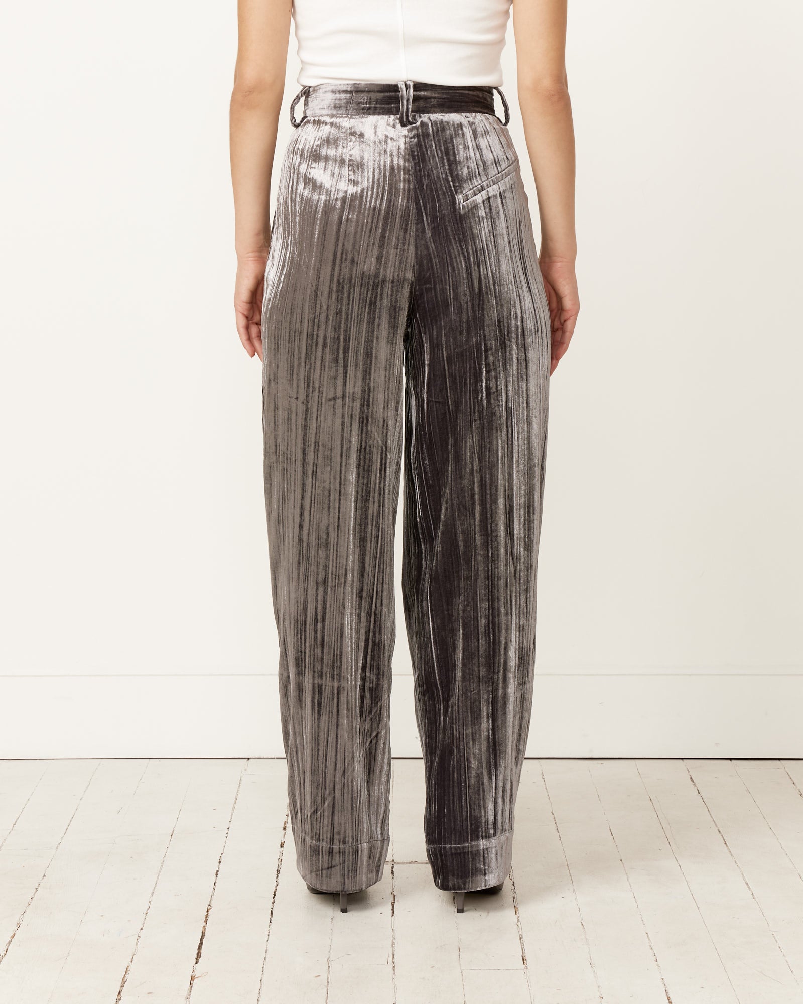 Ganni Stripe Velvet Relaxed Pleated Pant - Phantom / 36 (256094)