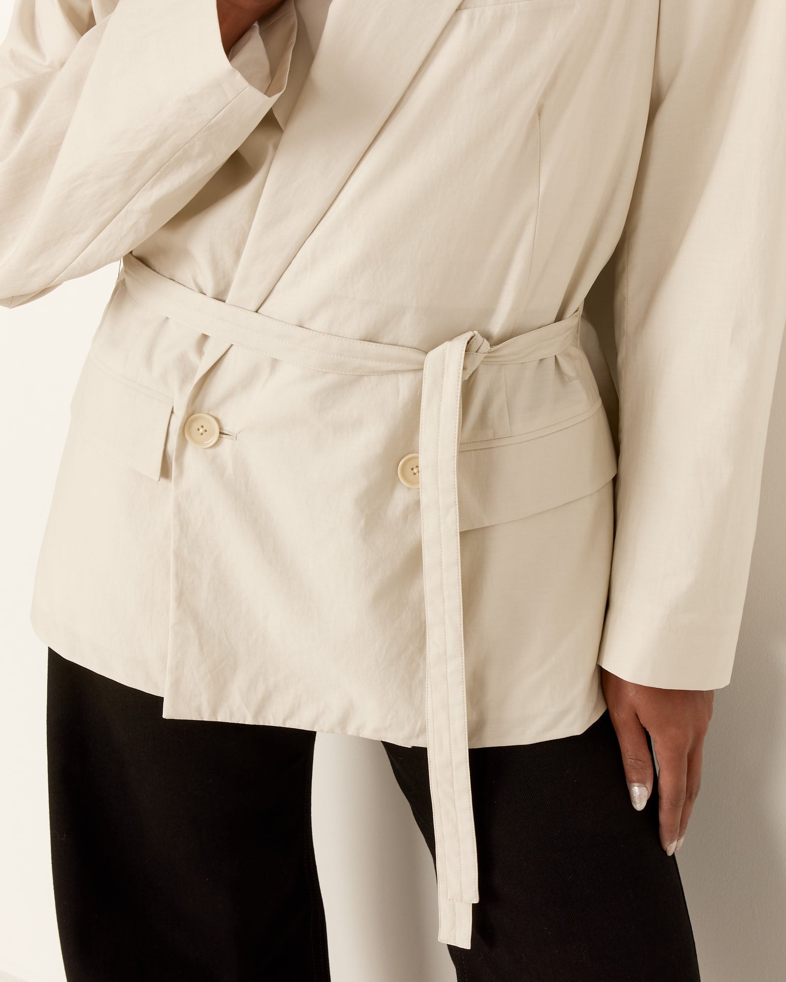 Lemaire Belted Light Tailored Jacket Pale Mastic - Pale Mastic / 36 (256502)