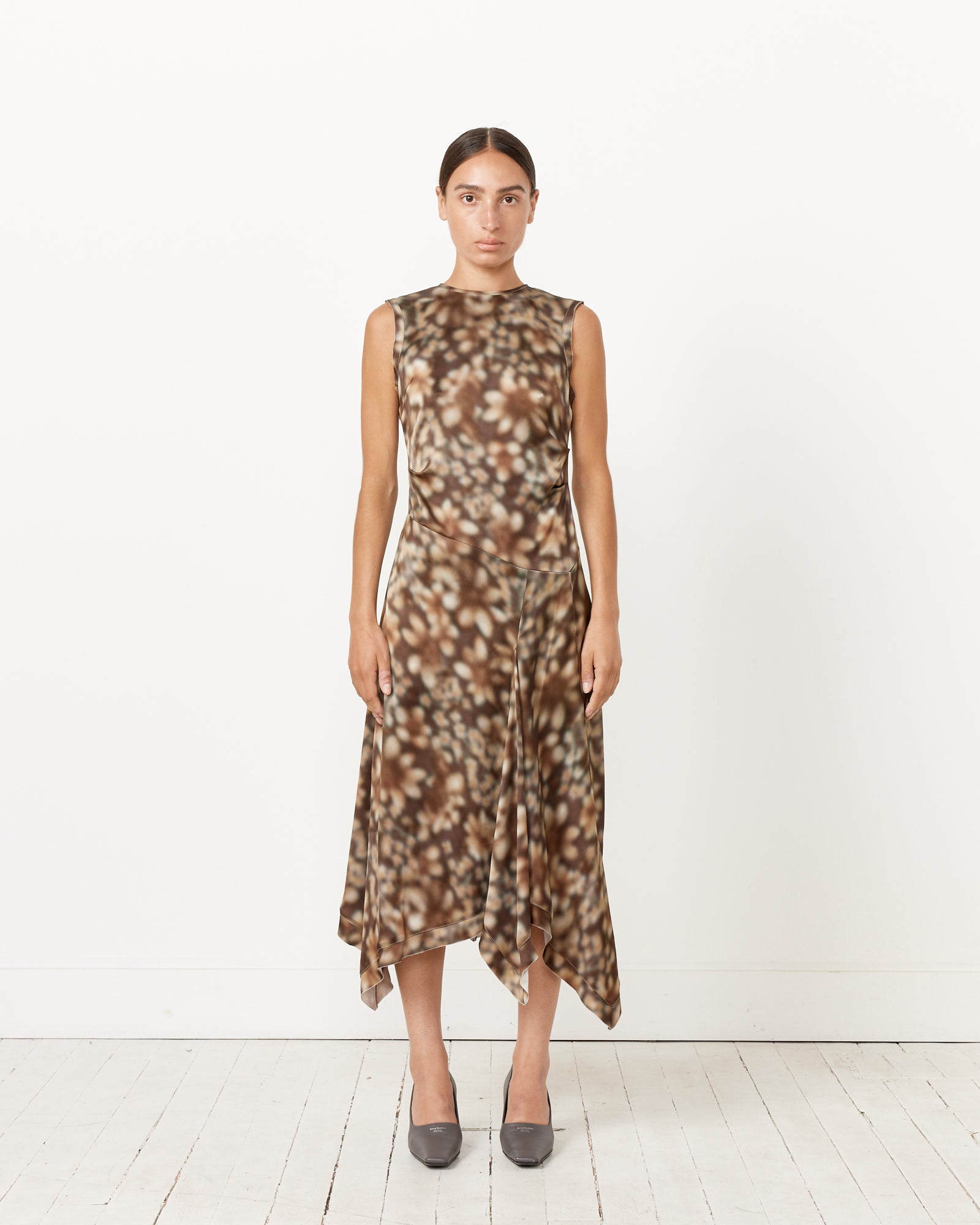 Print Sleeveless Dress - Brown / 34 (256601)