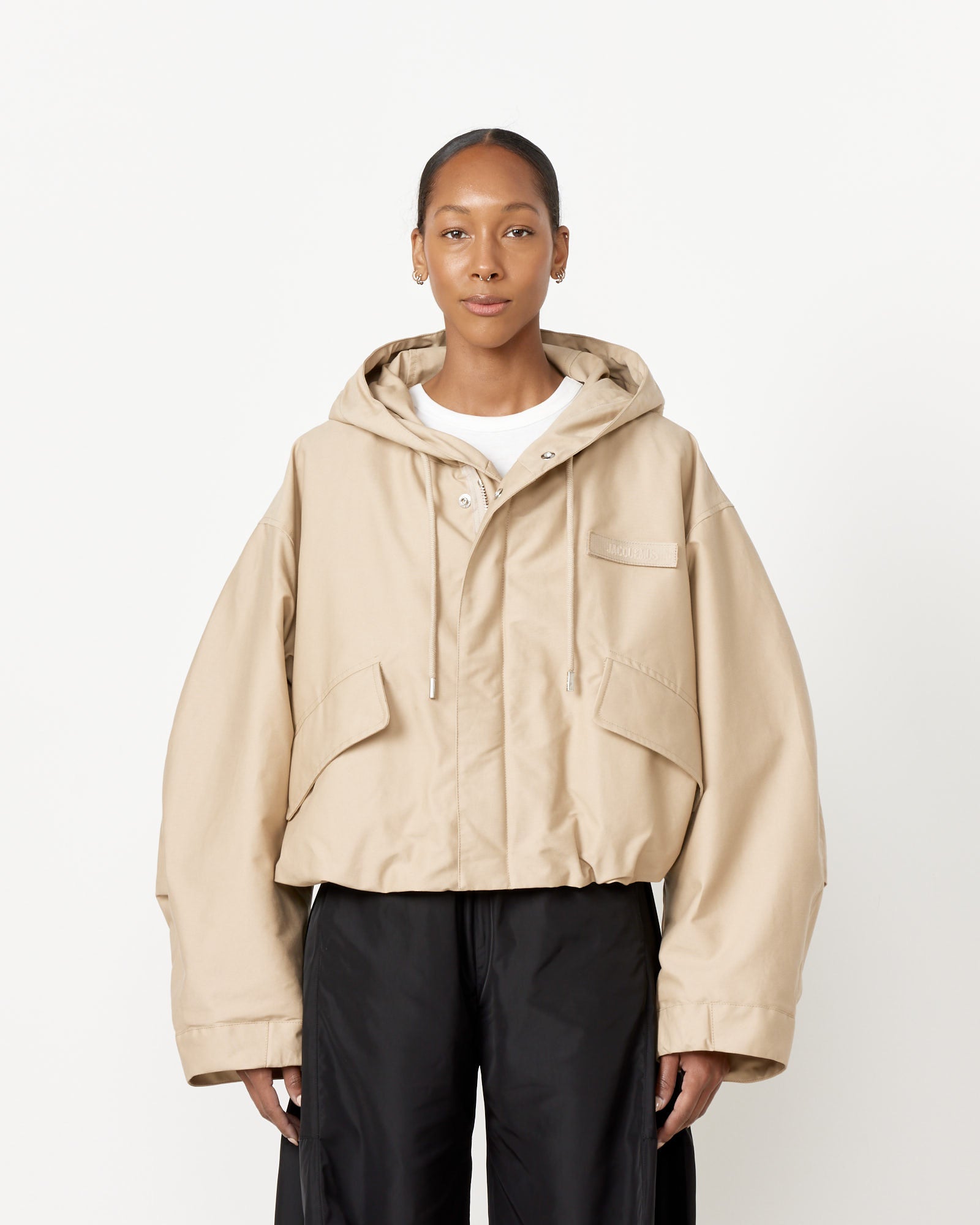 Jacquemus La Parka Courte Caraco Jacket Beige - Beige / 38 (256708)