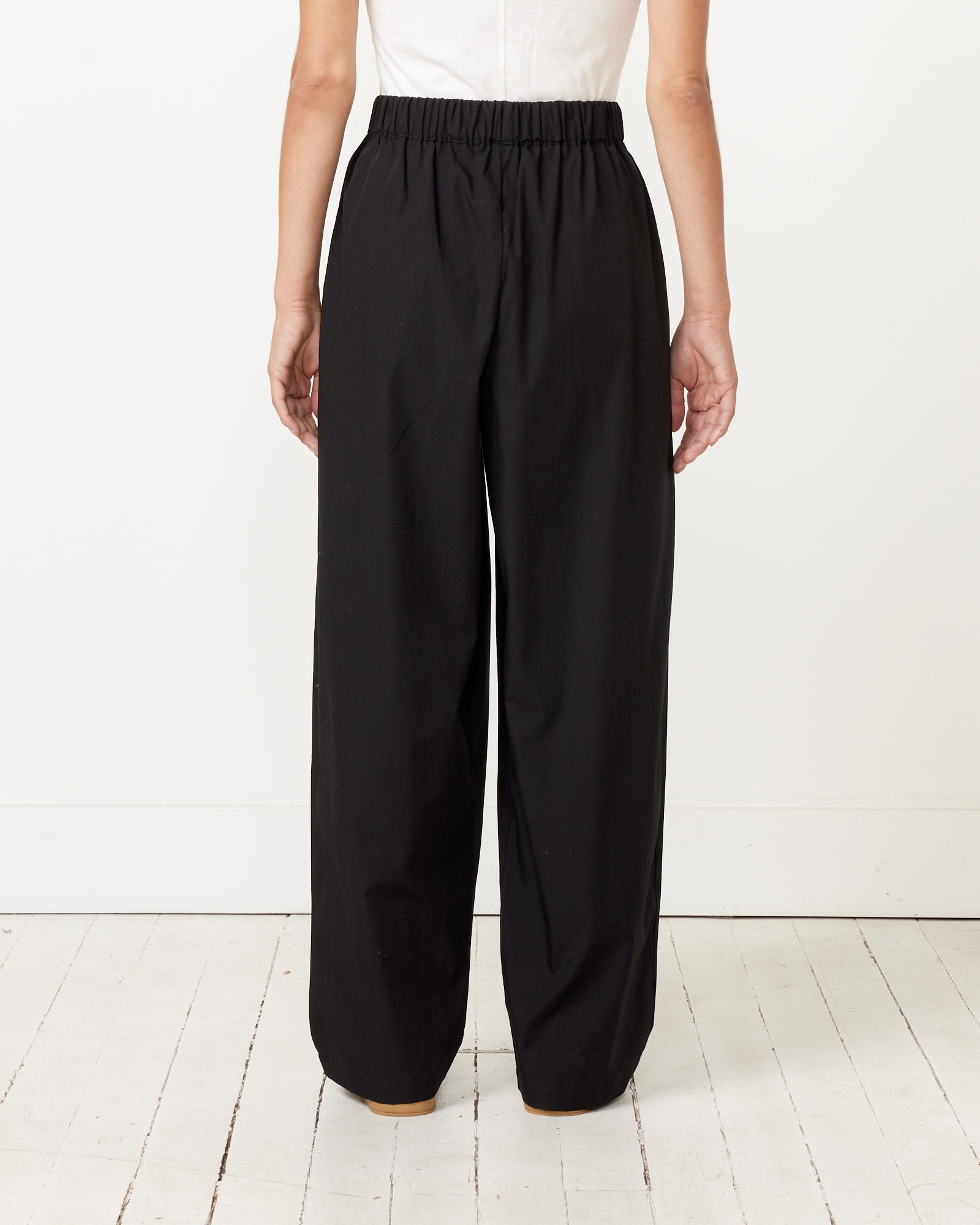 Black Crane Straight Draped Pants Black - Black / XS (257773)