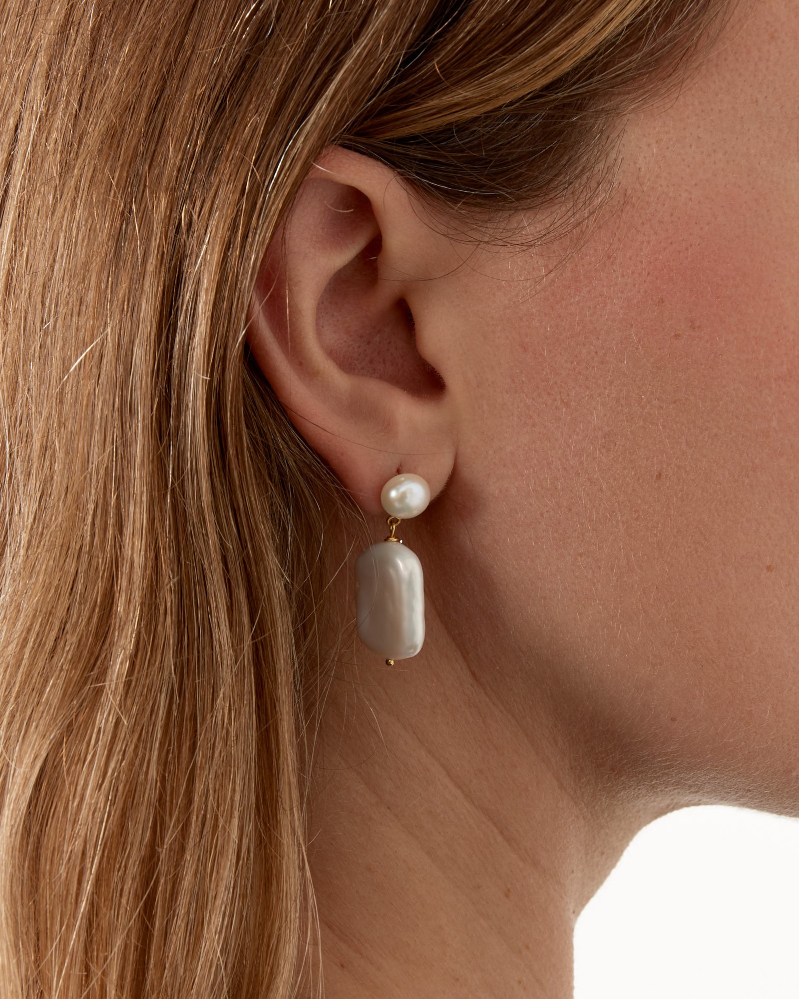 Sybil Earrings in Ivory/Gold - Default Title (257843)