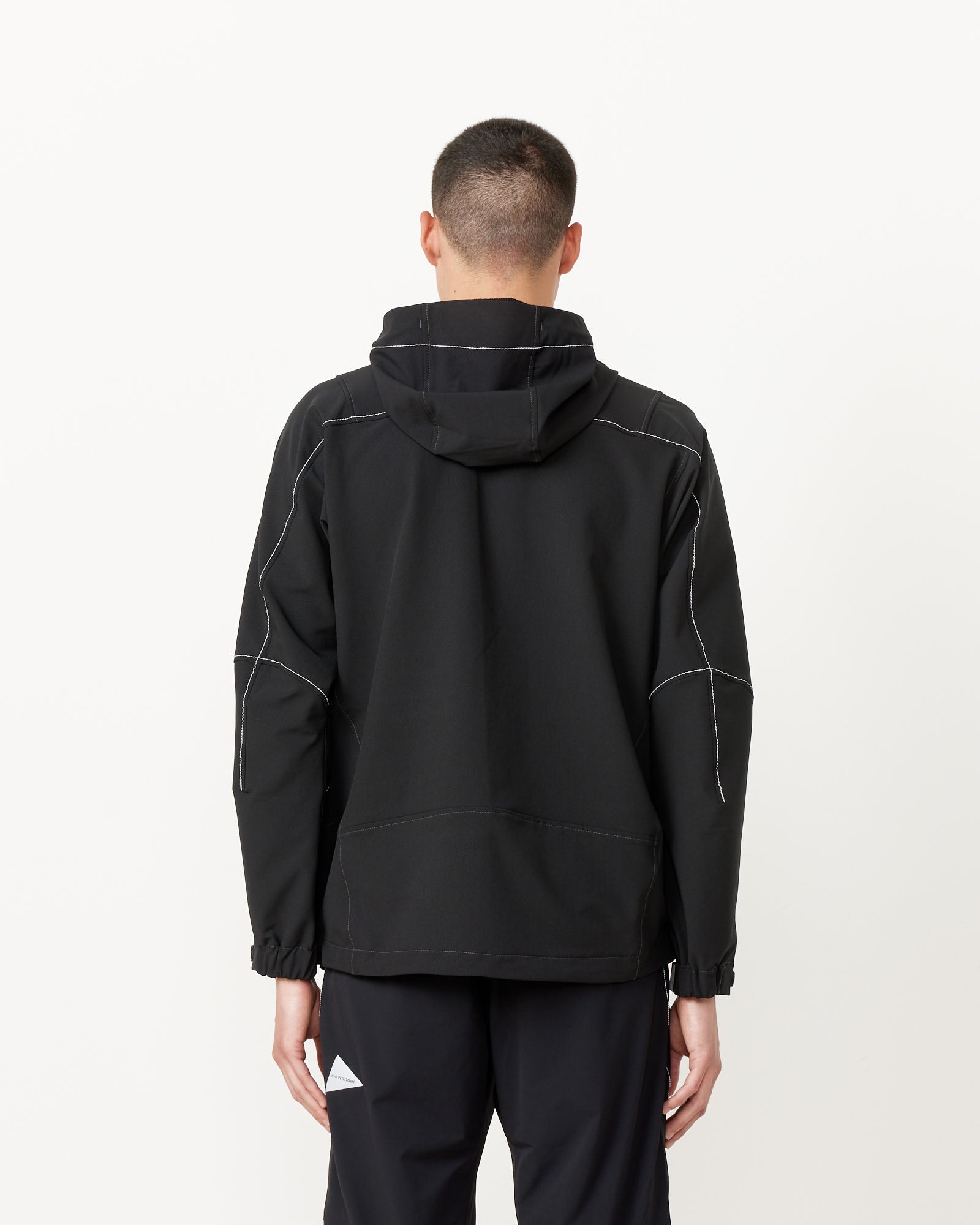 And Wander 5 Light Stretch Shell Jacket Black - Black / L (258231)