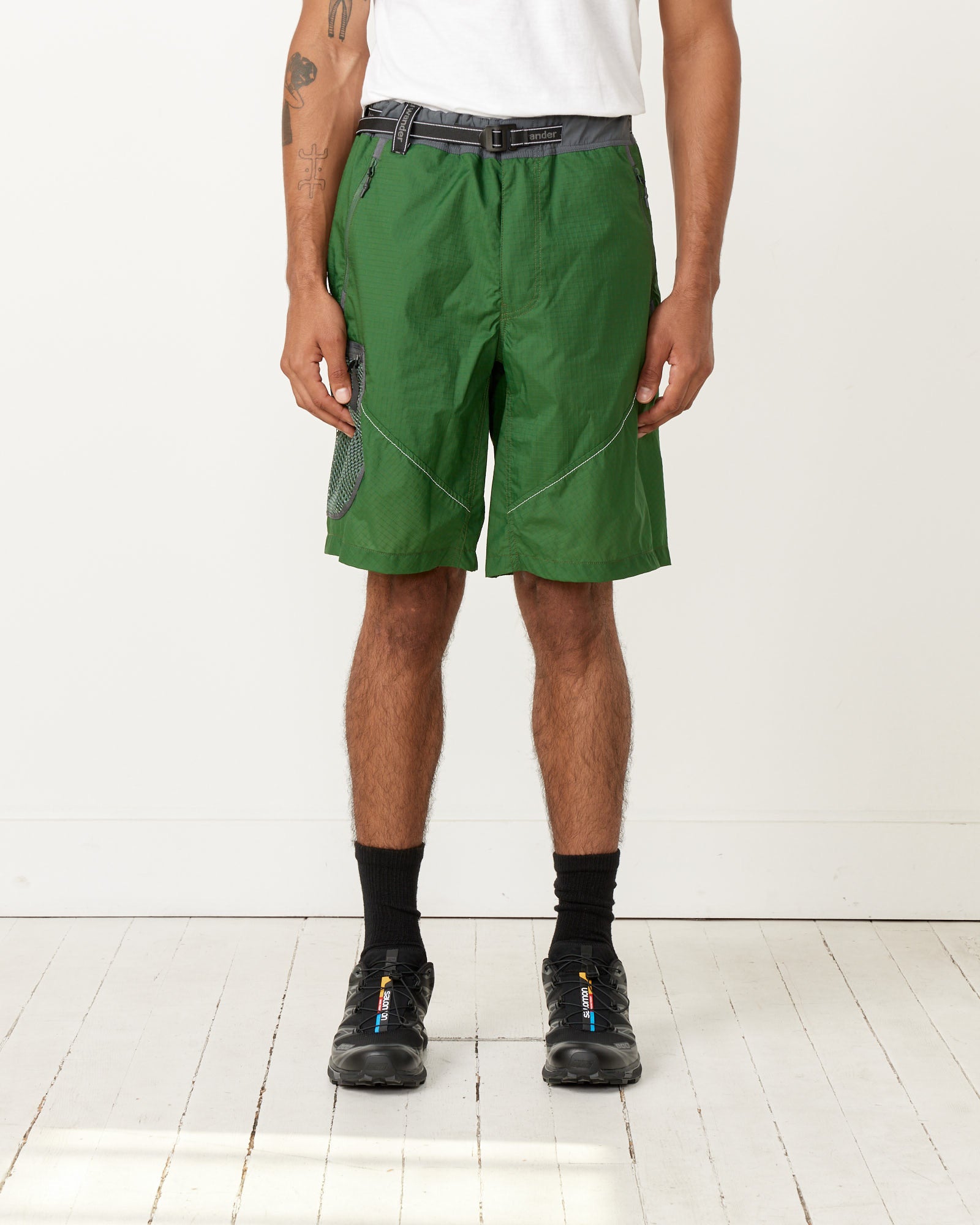 And Wander 17 Breath Rip Shorts Green - Green / L (258237)