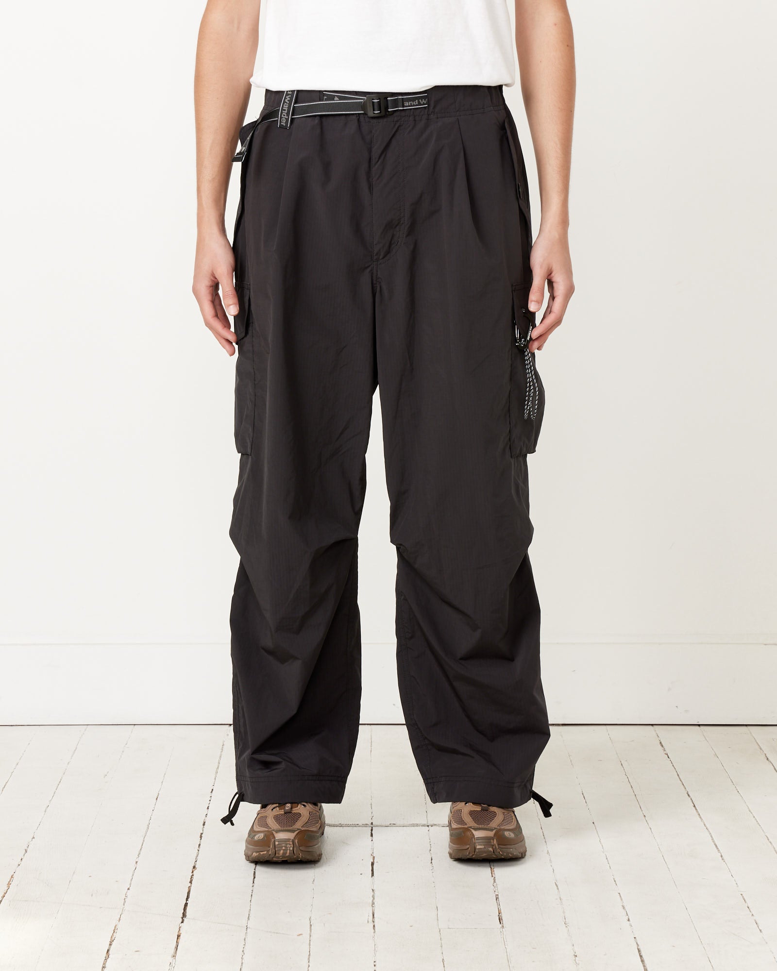 And Wander 81 Oversized Cargo Pants Black - Black / L (258258)