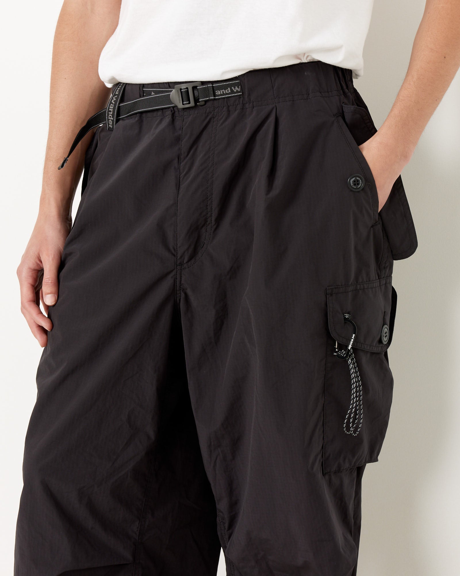 And Wander 81 Oversized Cargo Pants Black - Black / L (258258)