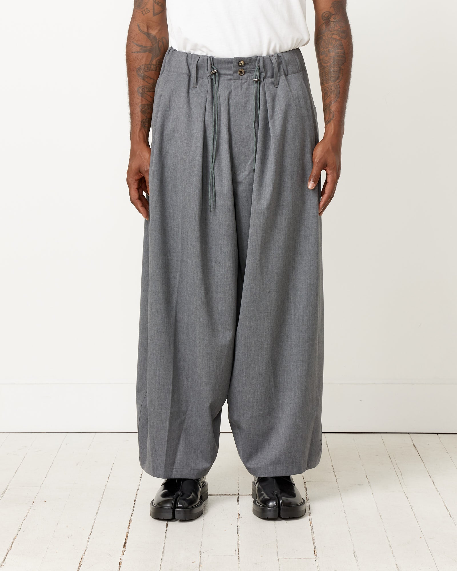 Essential Circular Pants in Light Grey – Mohawk General Store