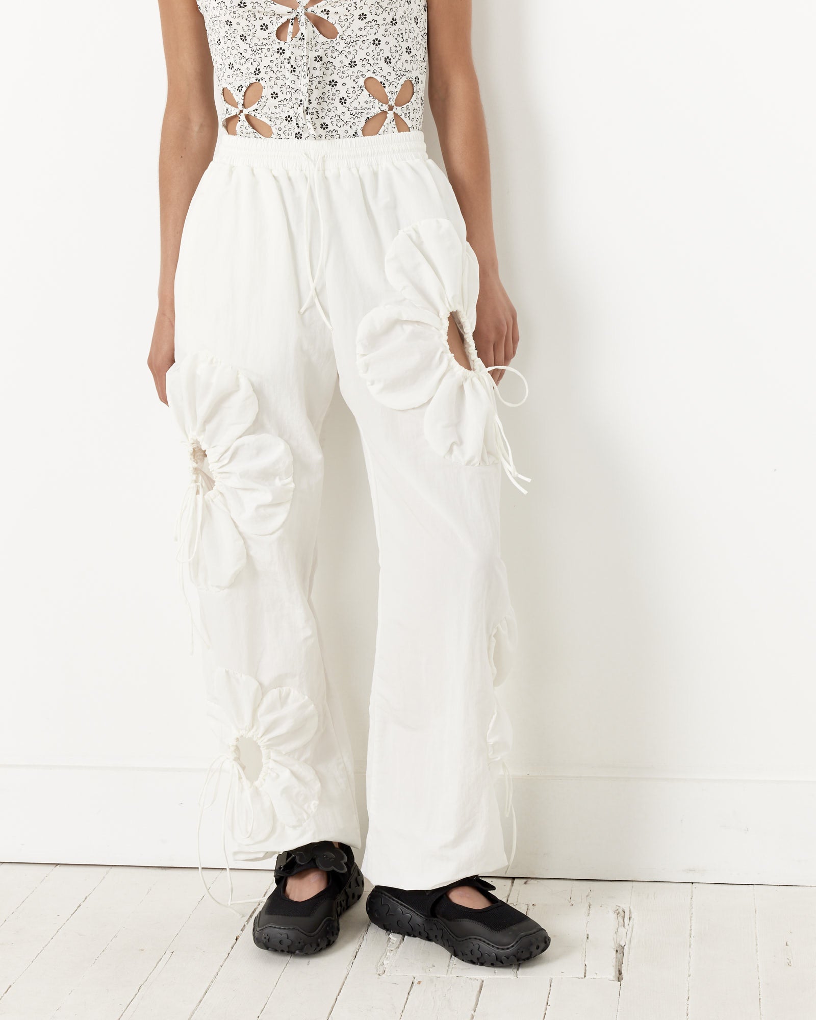 J. Kim Flower Pants White - White / S (259159)