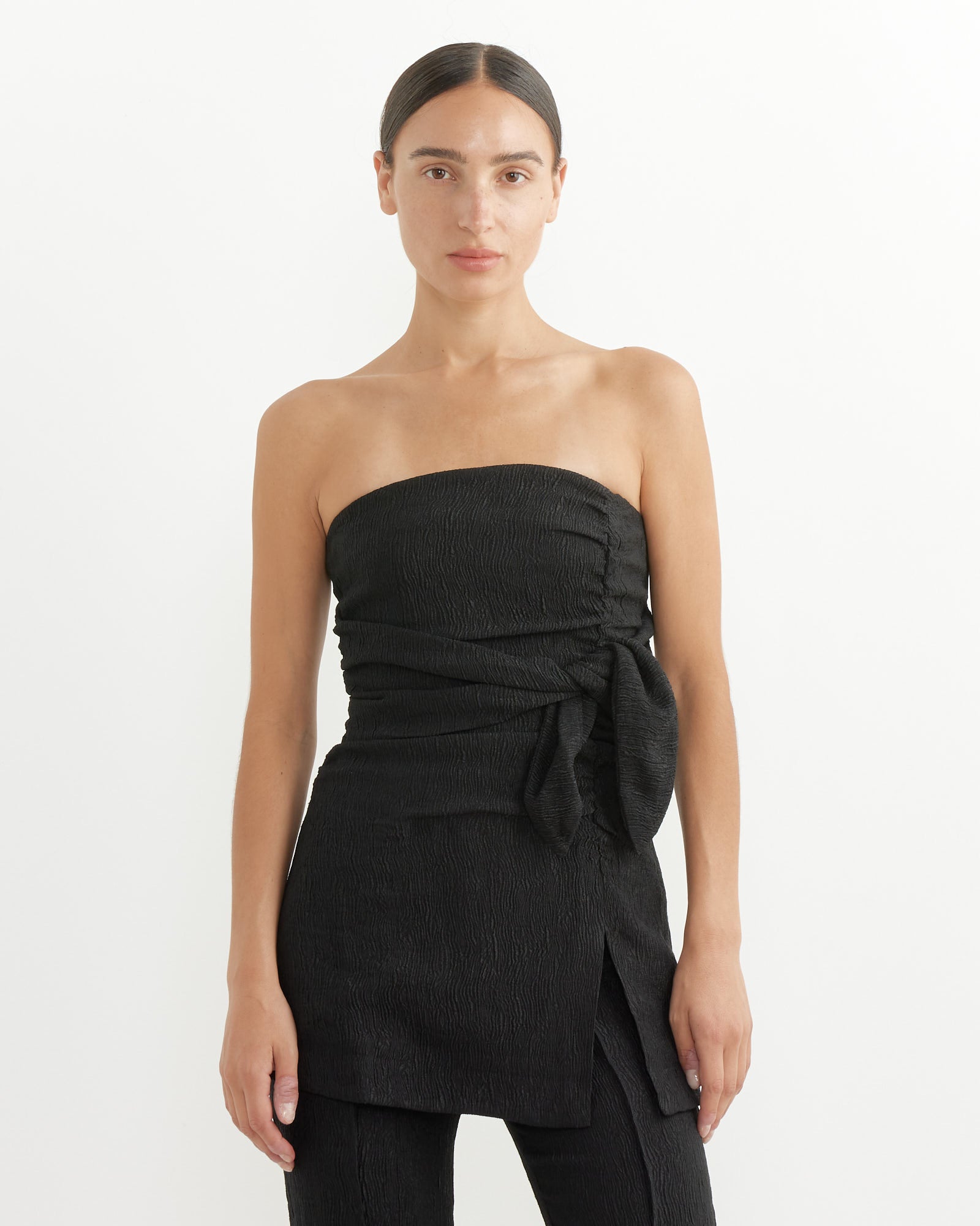 Crepe Strapless Top in Black