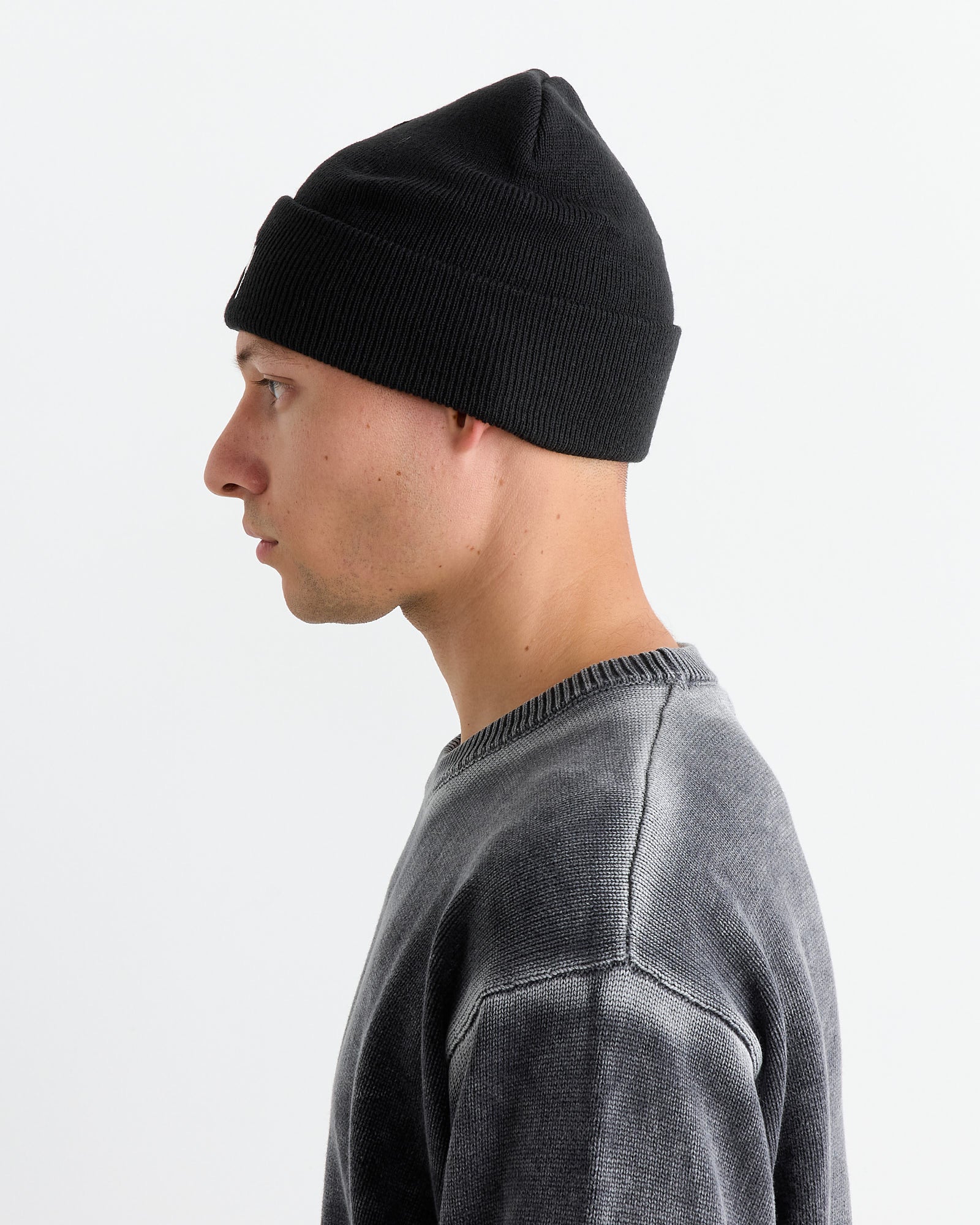 Stock Cuff Beanie in Black