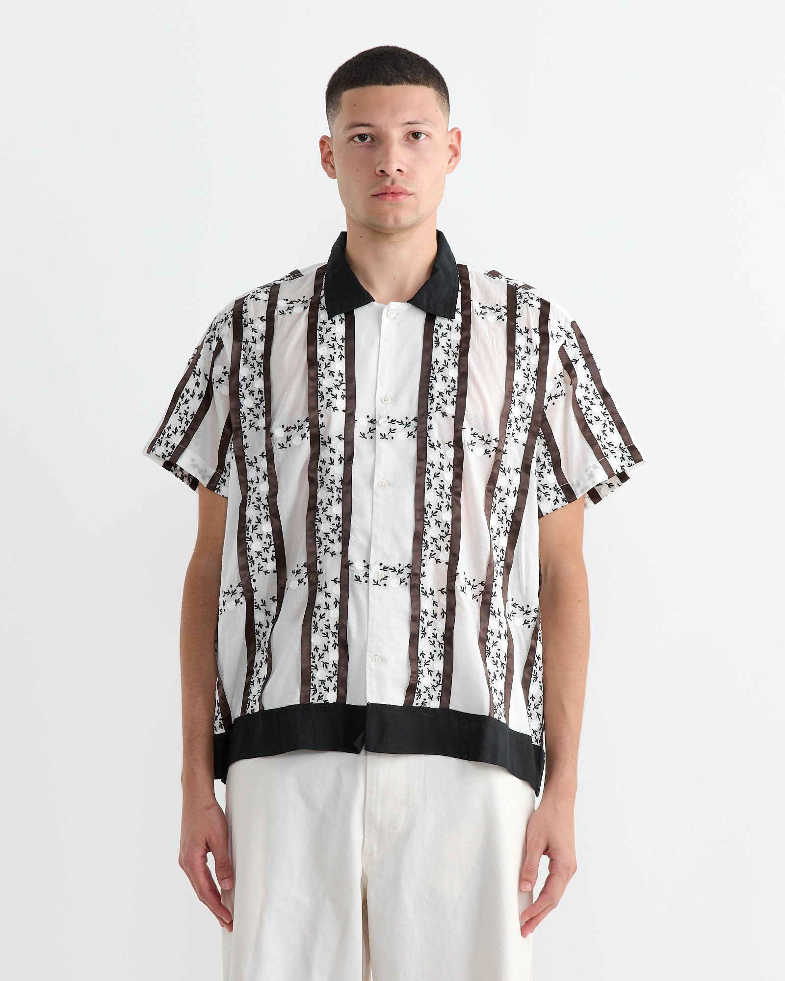 Lattice Spring Shirt in White/Black