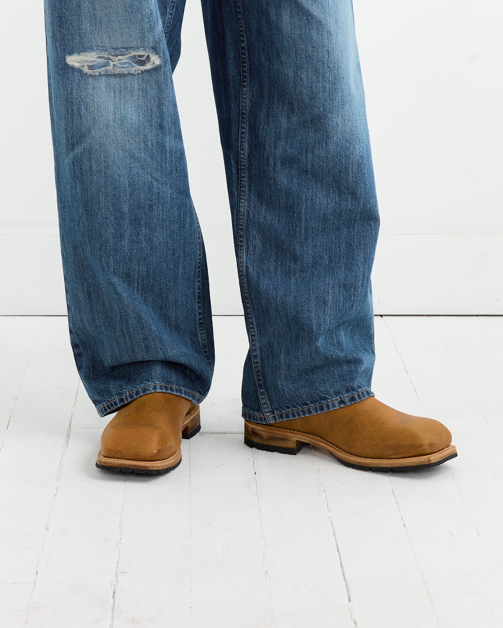 Engine Suede Boot in Sunset Sand