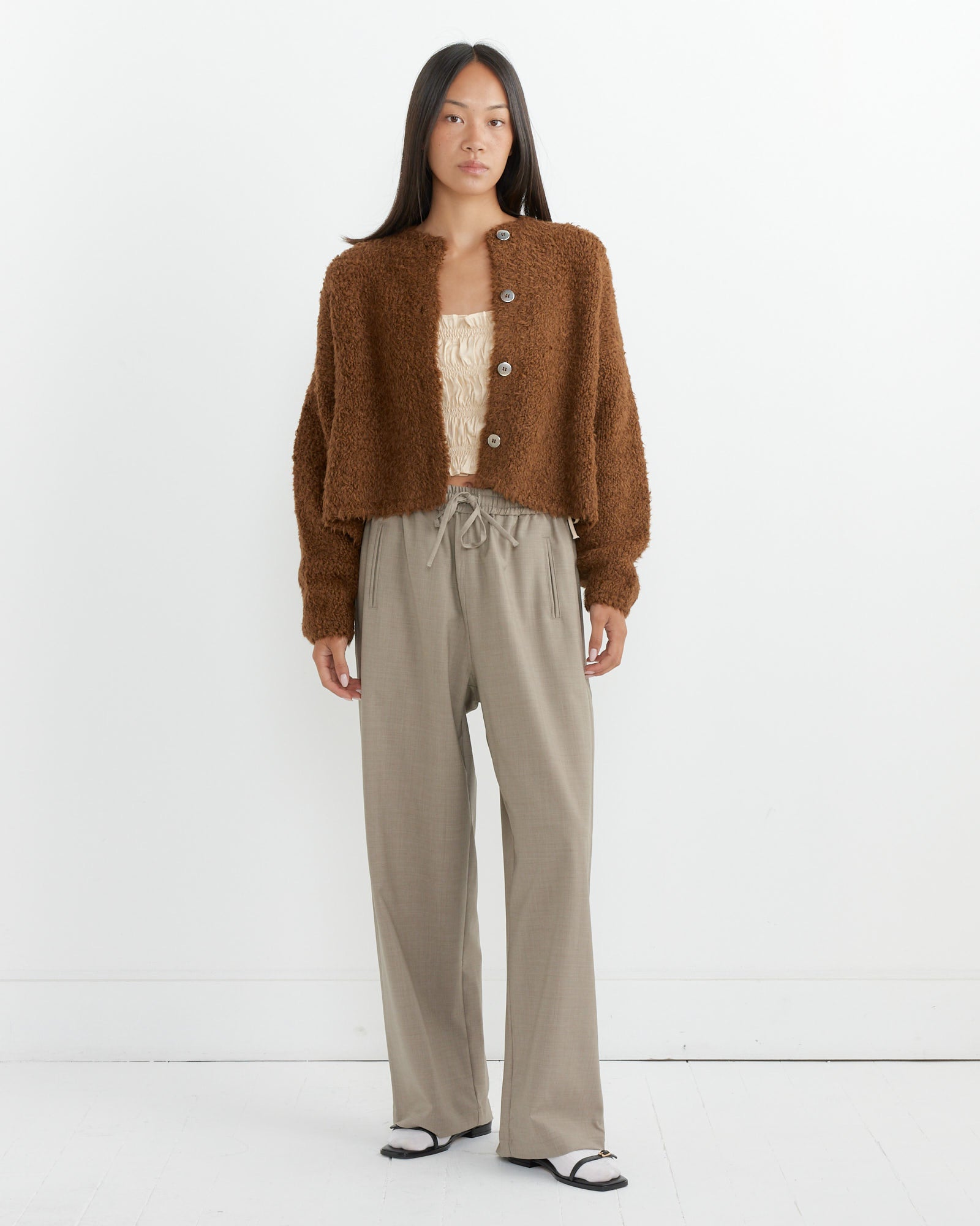 Teddy Cropped Cardigan in Acorn