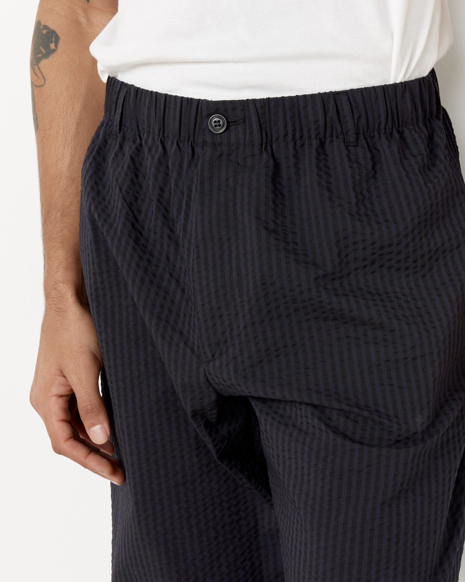 SMOCK Drape Trouser in Striped Seersucker Navy/Black - Navy/Black / M (261243)