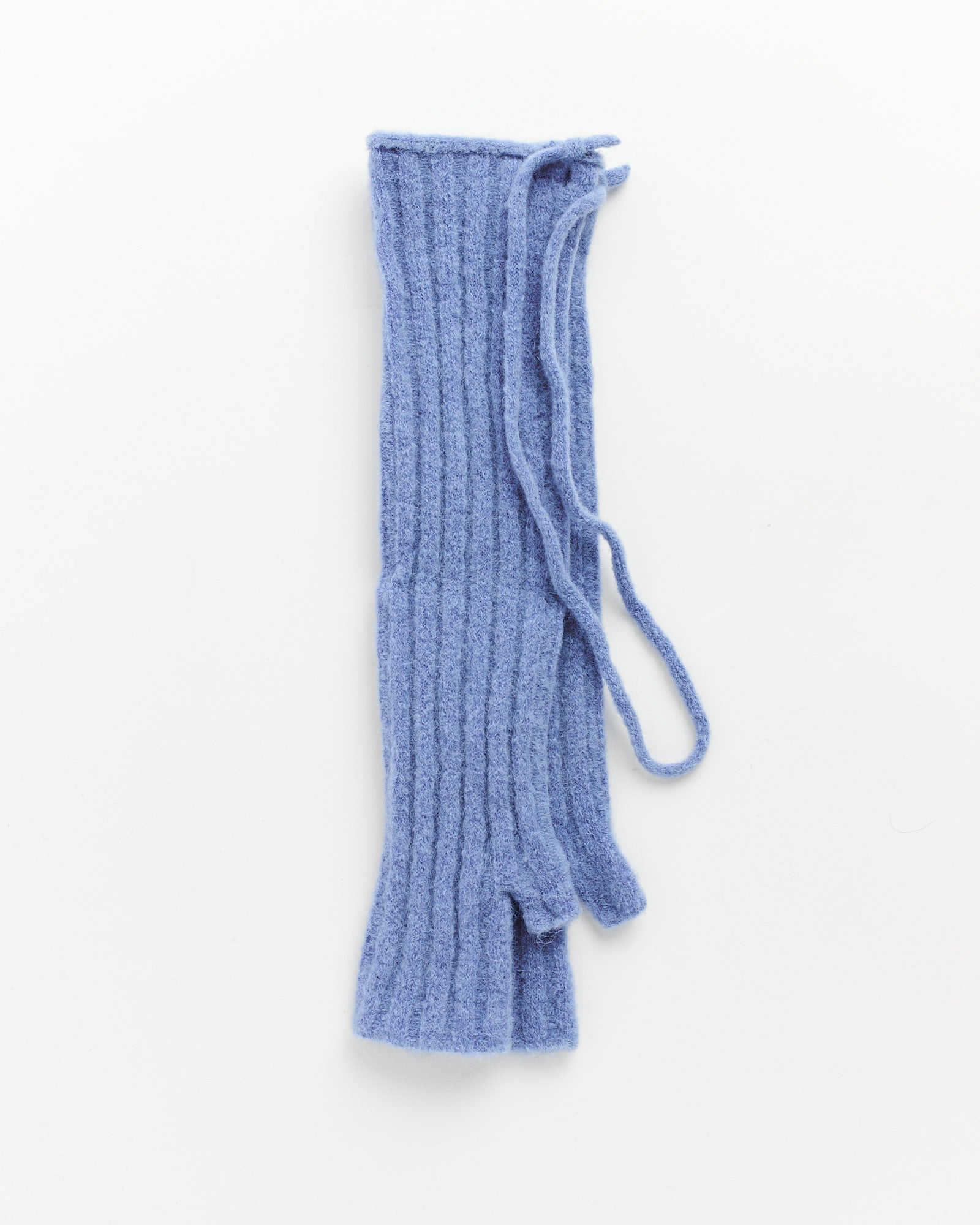 Mijikai Mittens in Dusty Blue