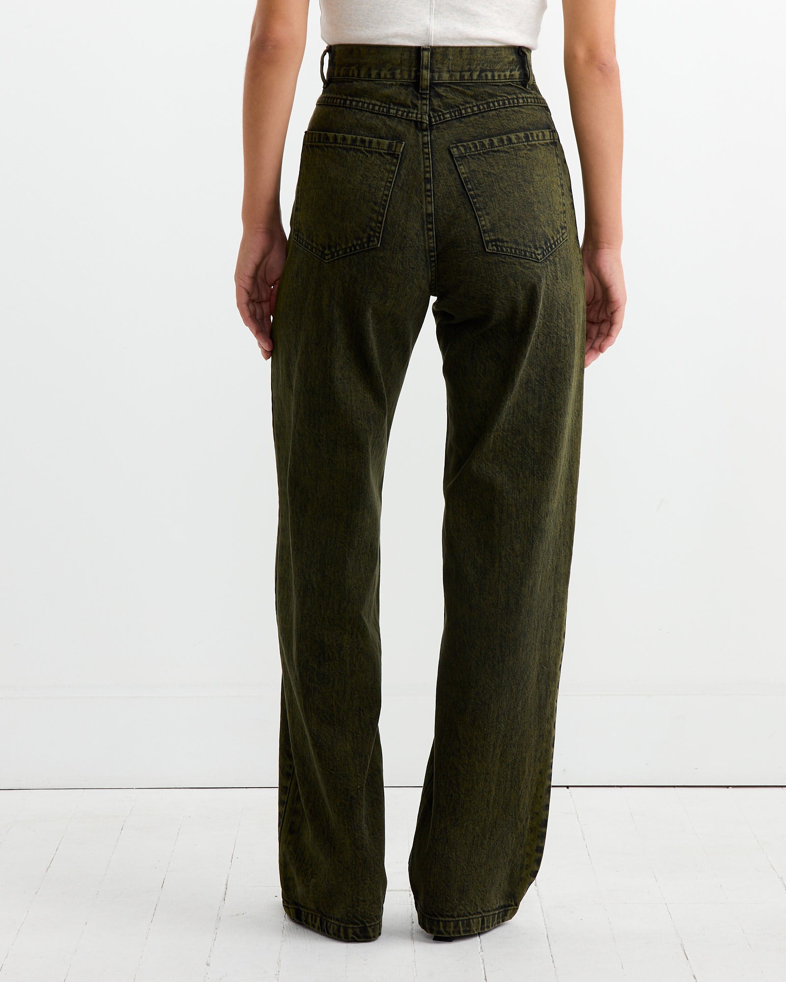 Larm Pant in Olive