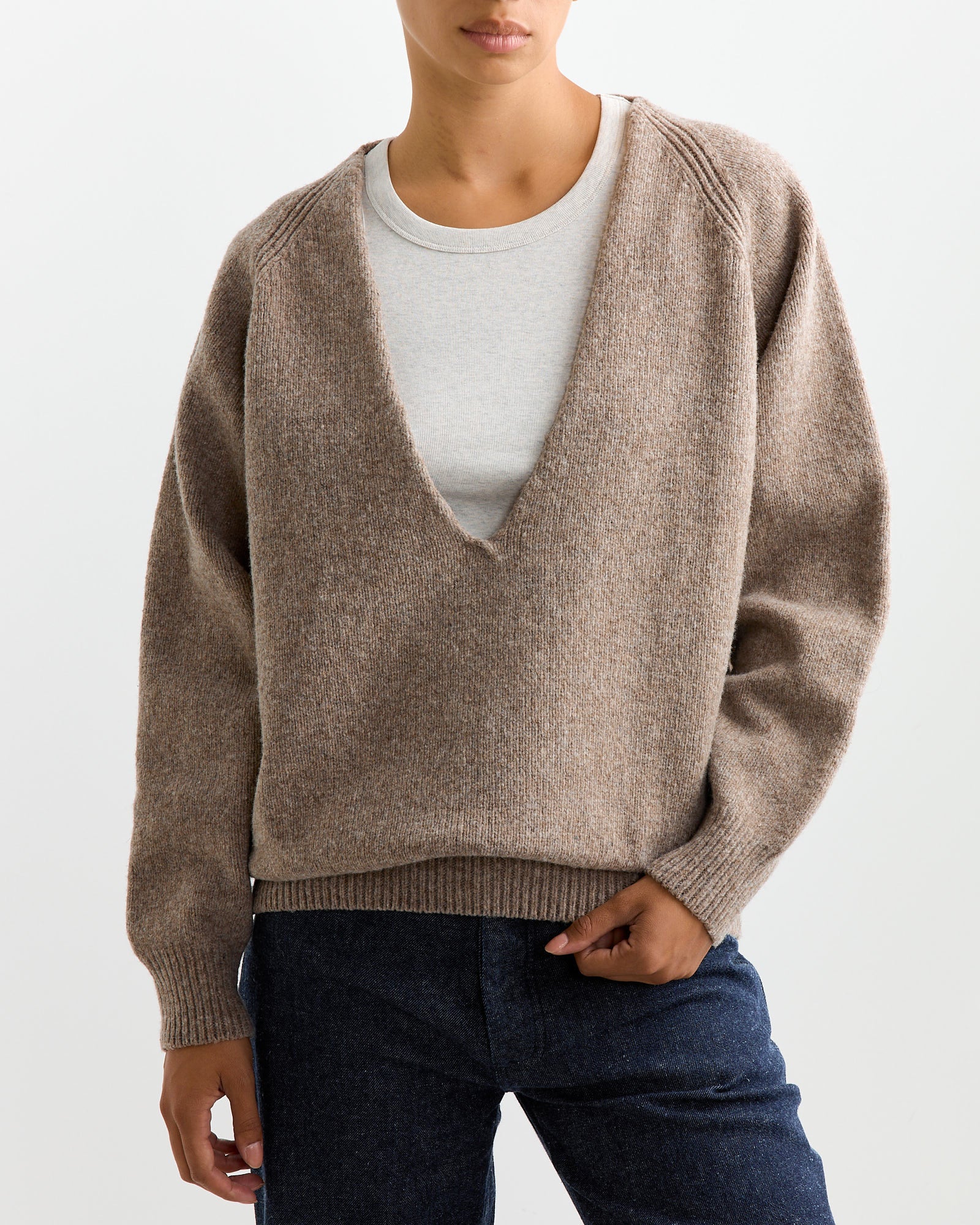 Soar V Neck Pullover in Alassio