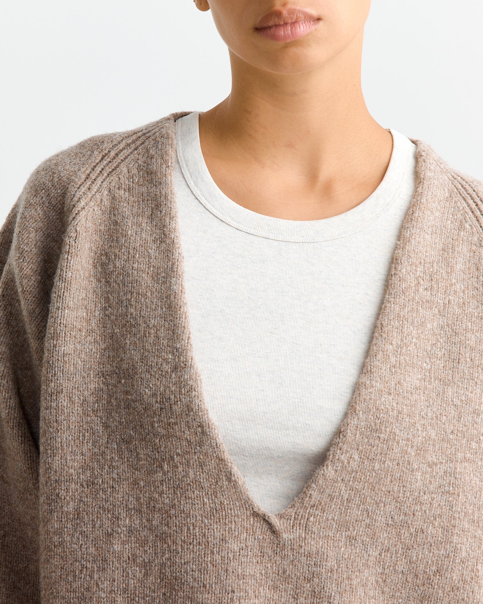 Soar V Neck Pullover in Alassio