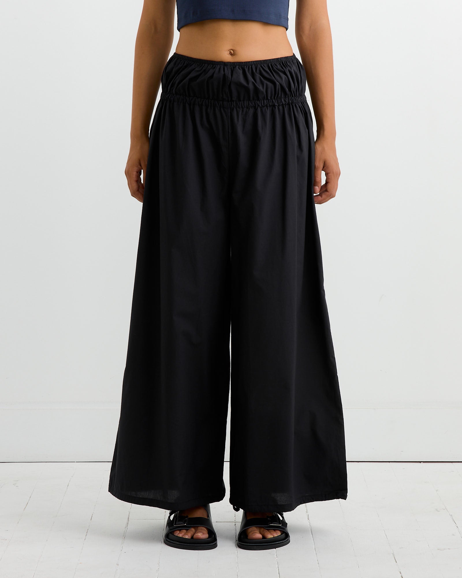 Point Pant in Black