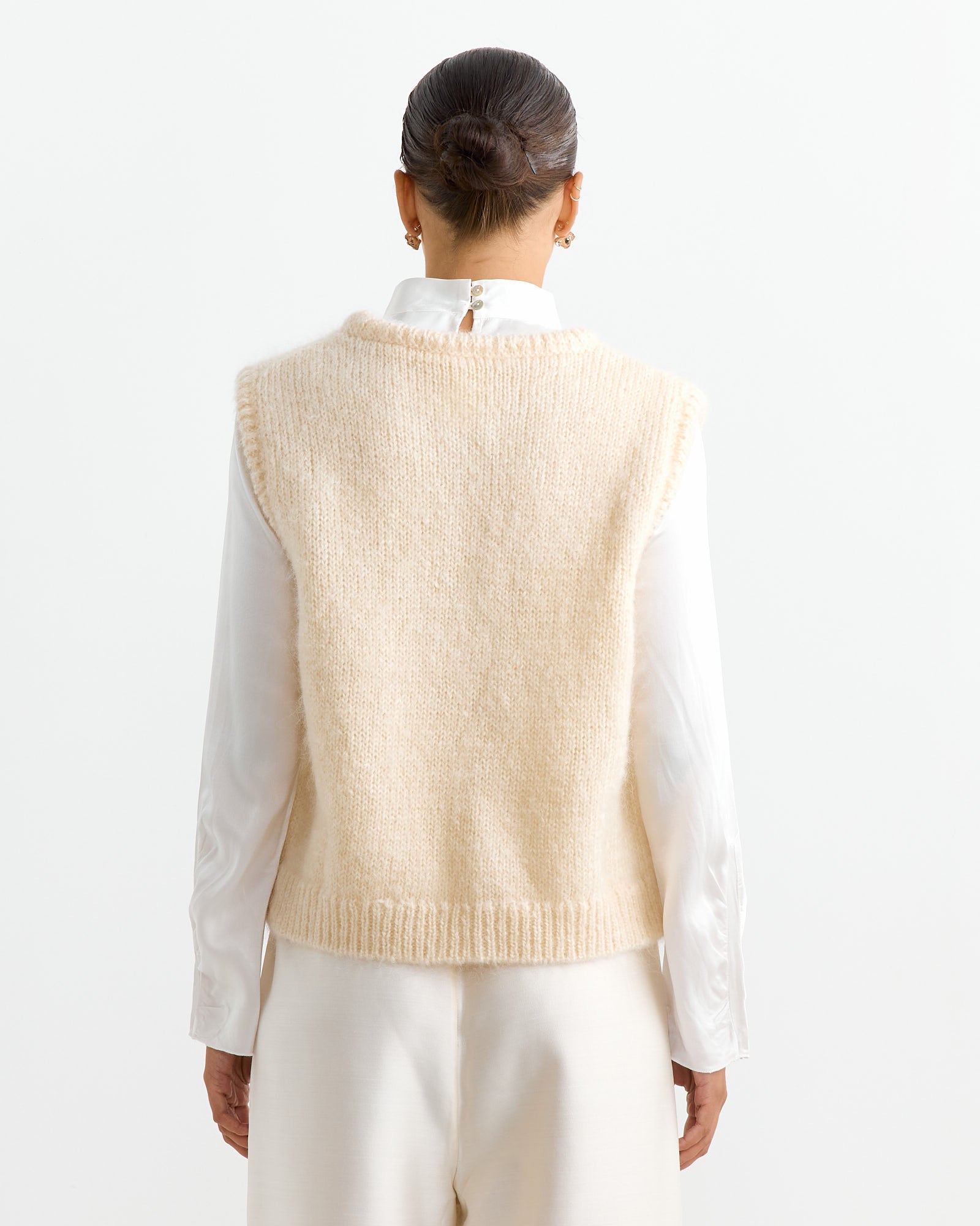 Billy Vest in Ivory