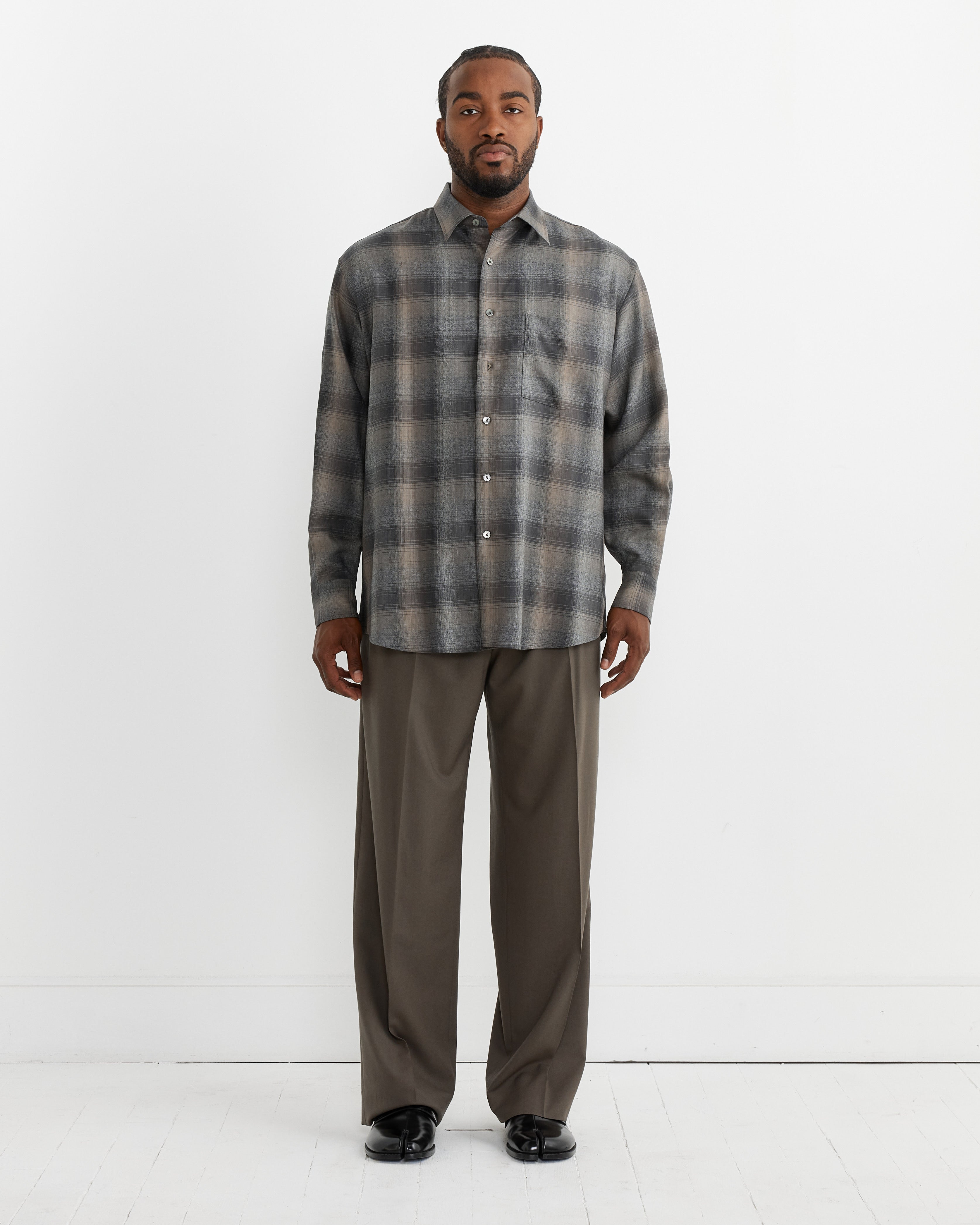 Wool Check Shirt in Charcoal Grey