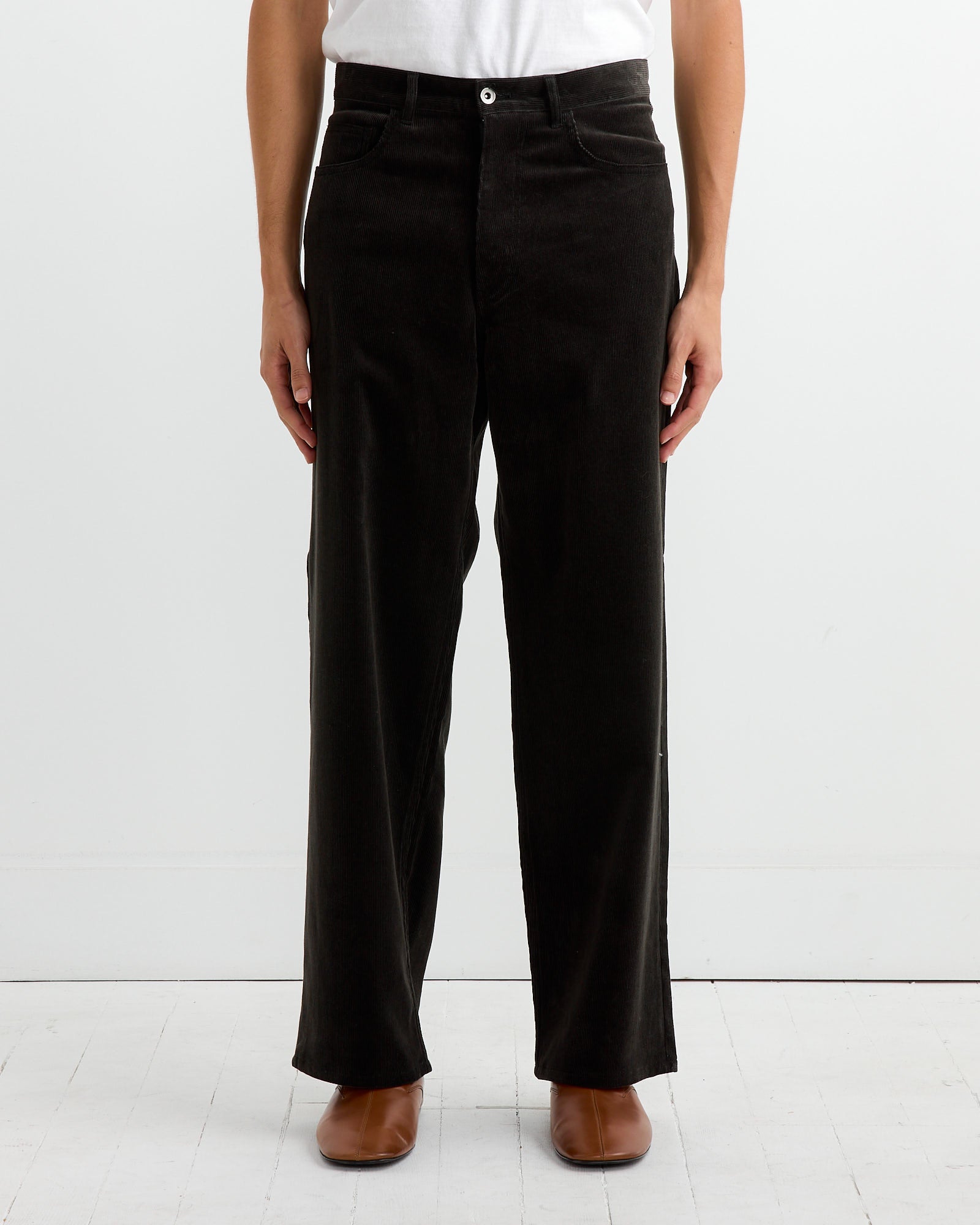 Fine Corduroy Pant in Dark Brown