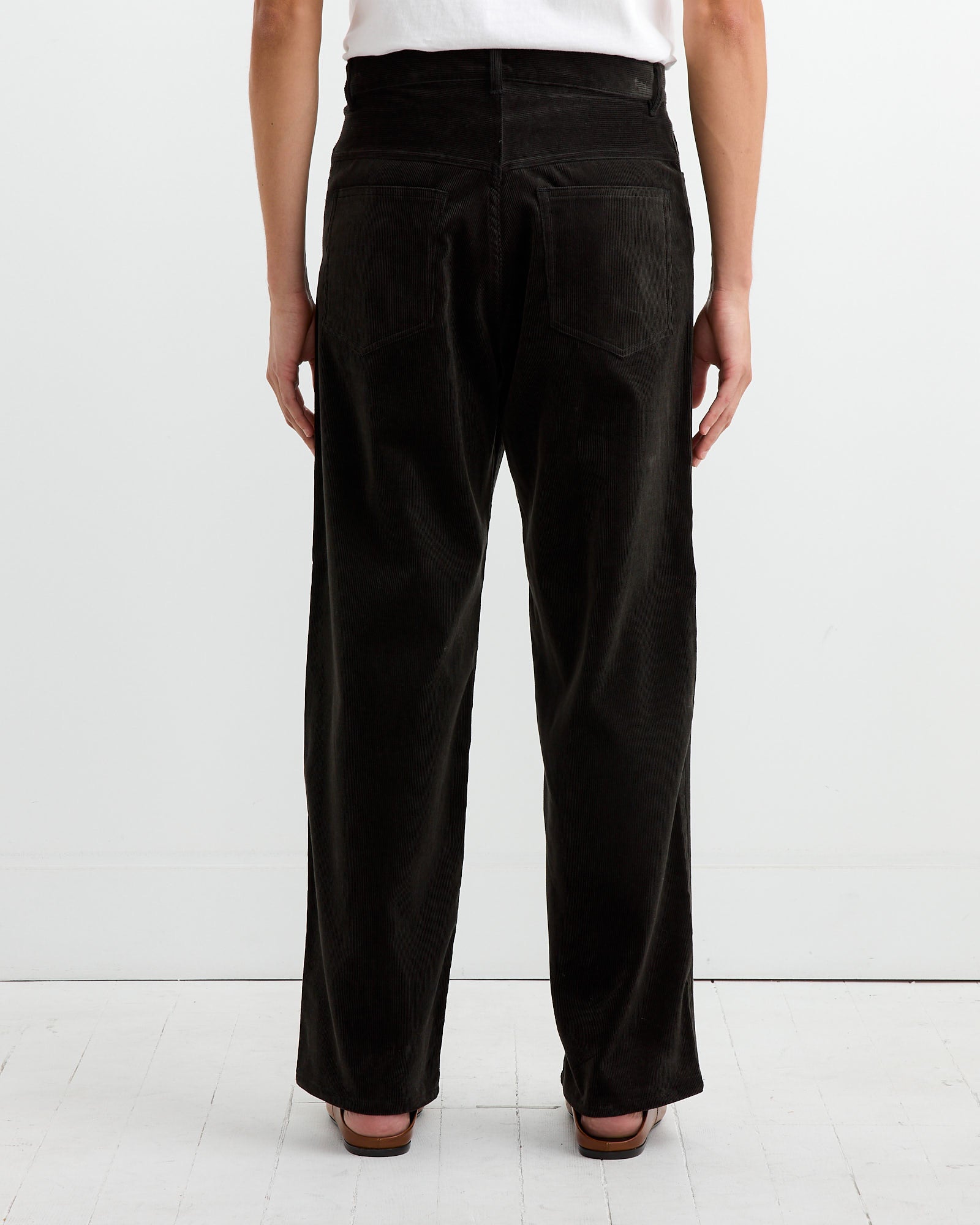 Fine Corduroy Pant in Dark Brown