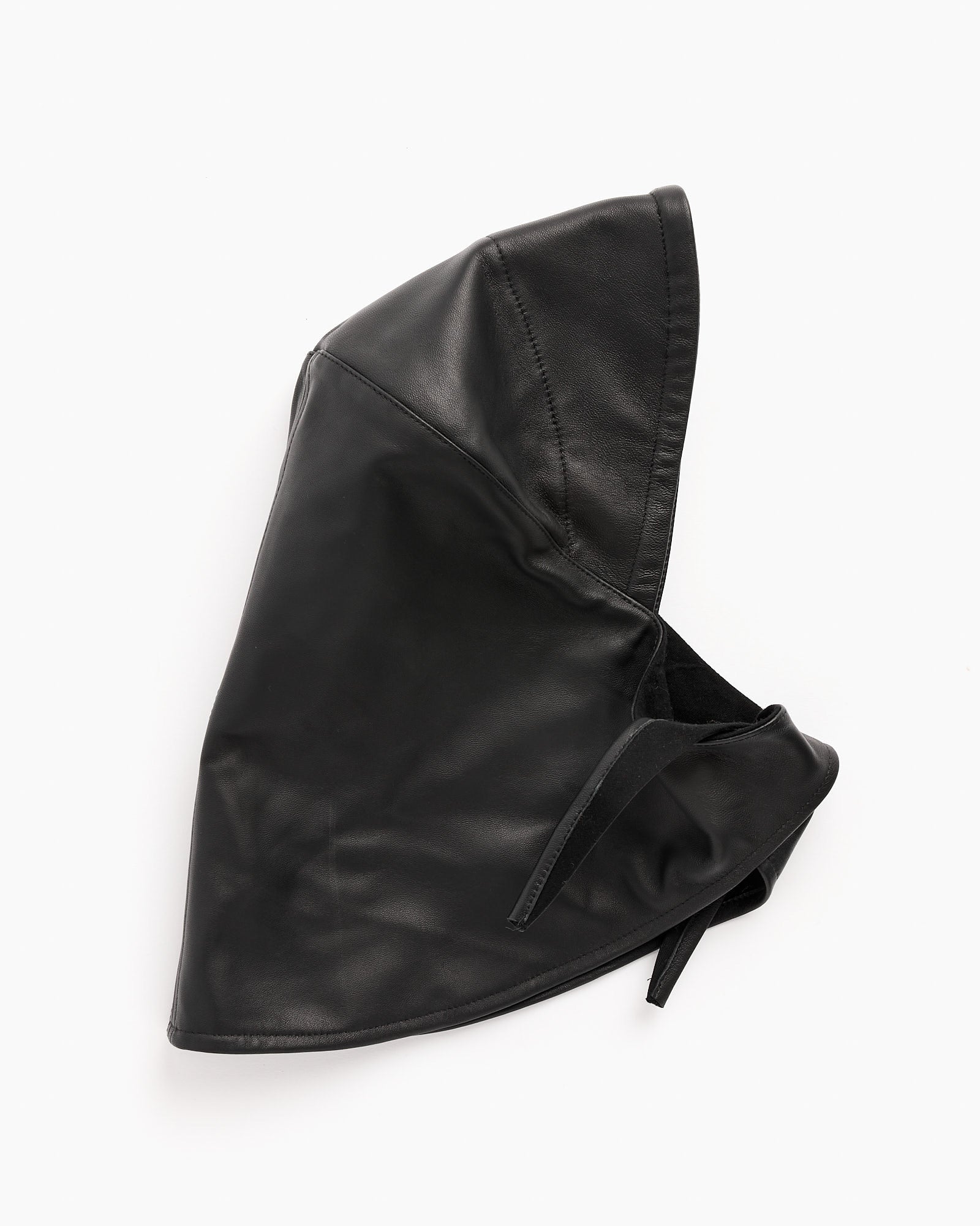 Lambskin Bonnet in Black