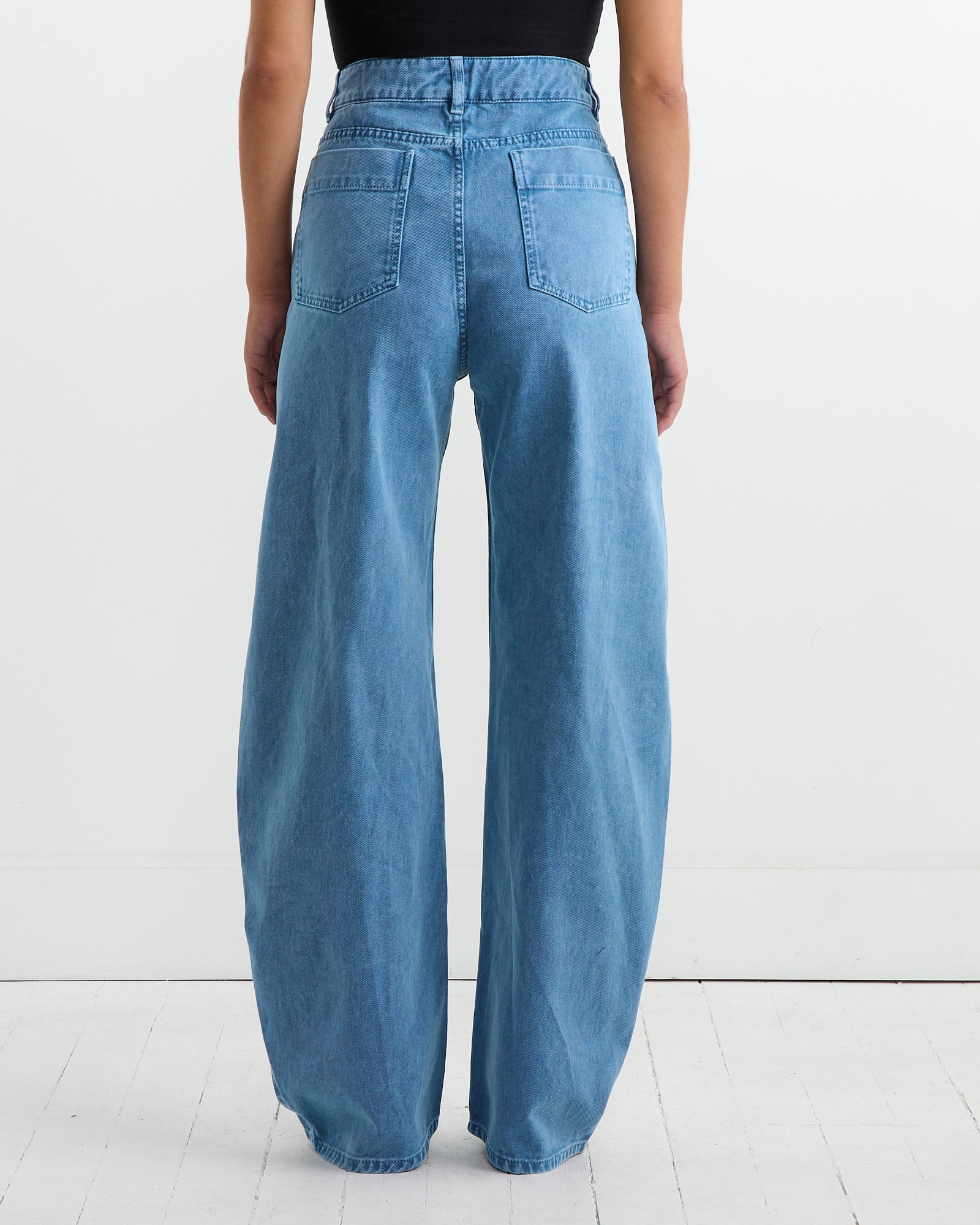 High Waisted Curved Denim Pant in Snow Blue