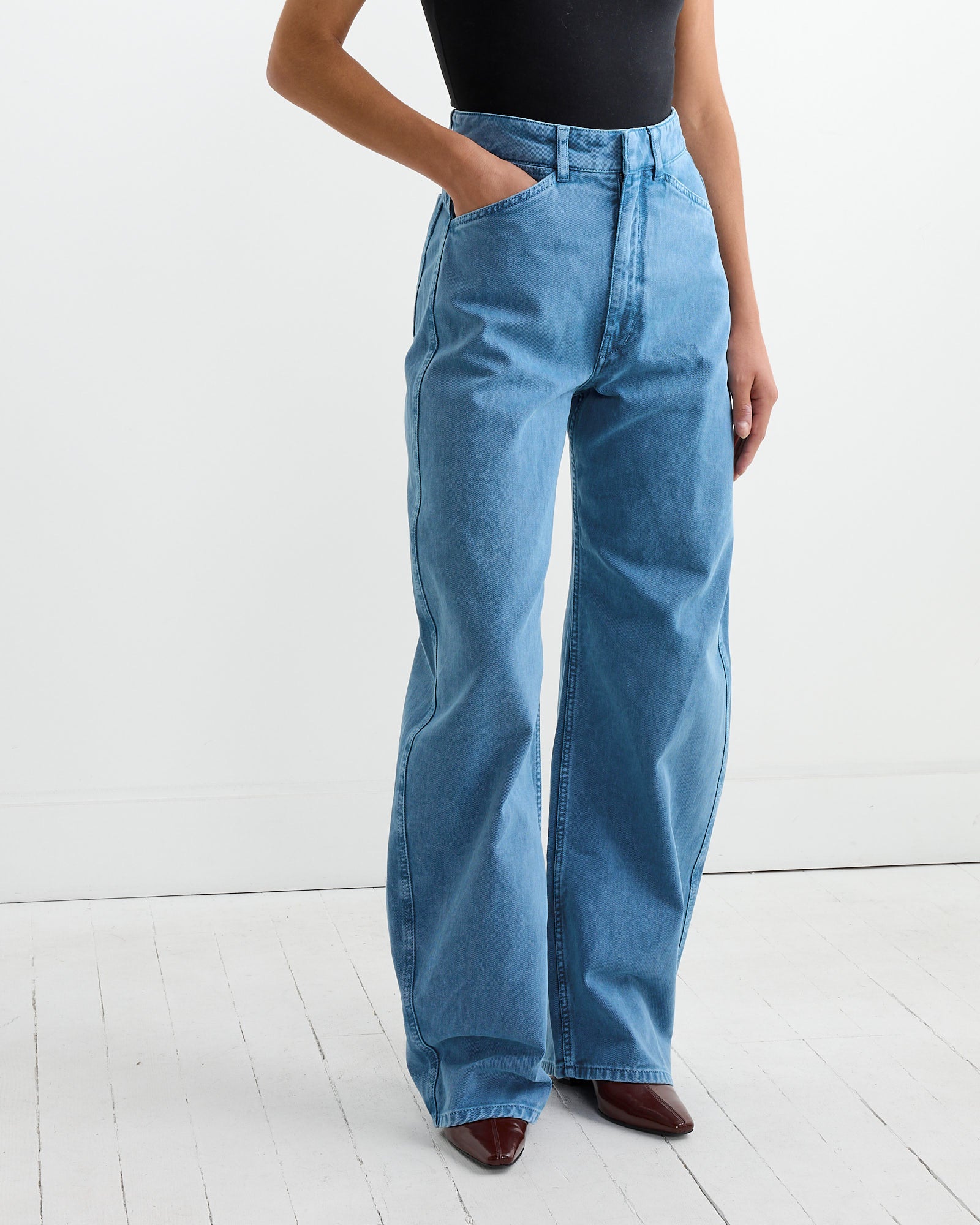 High Waisted Curved Denim Pant in Snow Blue