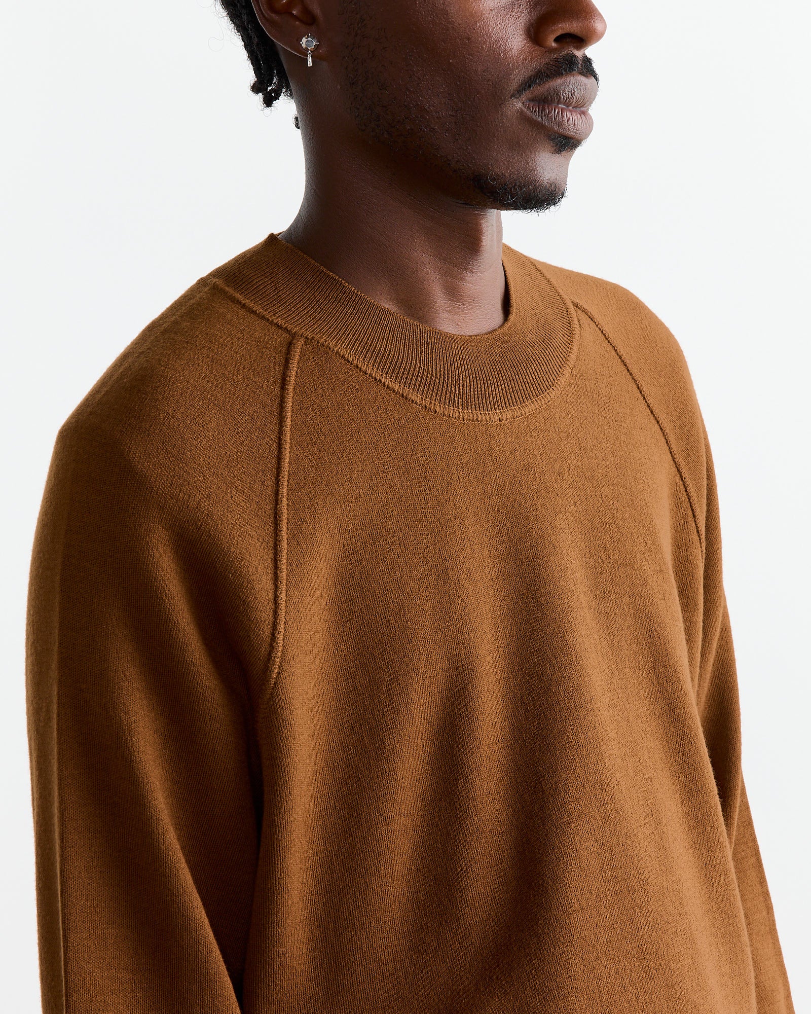 Wide Neck Sweatshirt in Tobacco