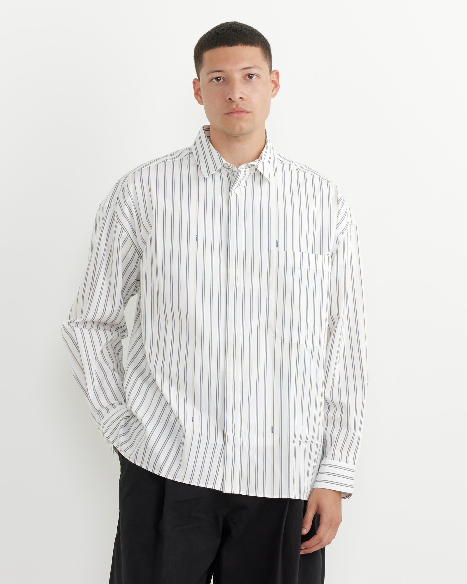 La Chemise Manches Longue Shirt in Beige Stripes