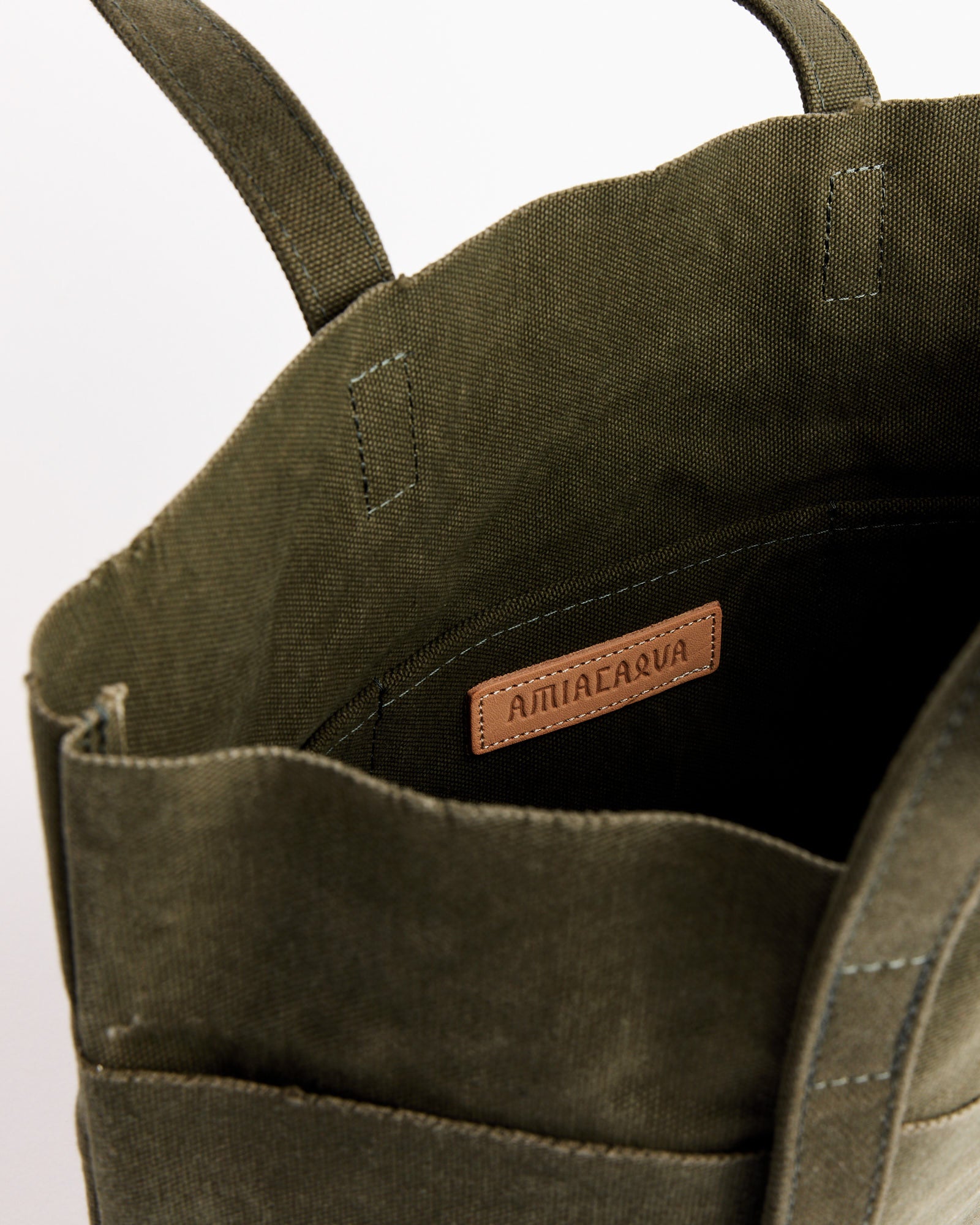 Washed Canvas 6 Pockets Tote in Olive