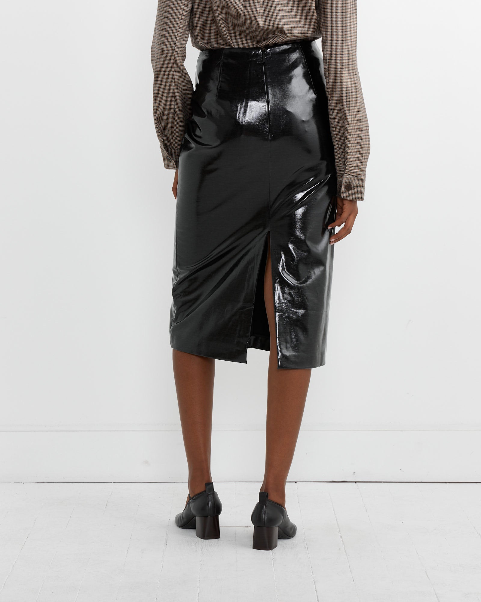 Glossed Jersey Pencil Skirt in Black