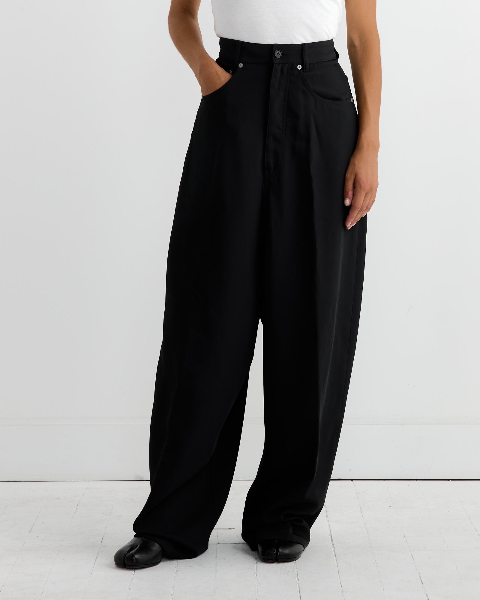 MM6 S62LB0173 5 Pocket Pant - Black / 28 (263863)