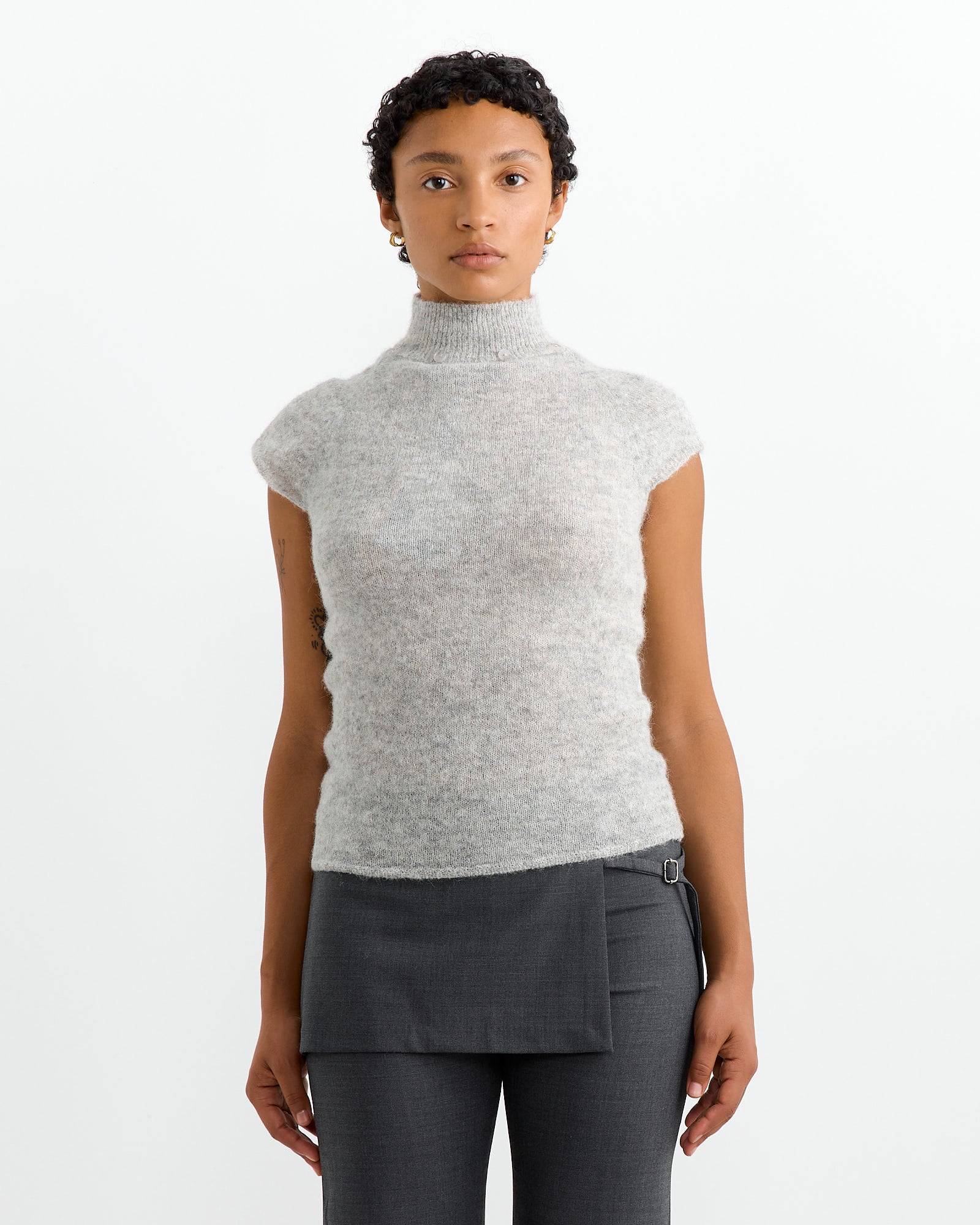 Husk Top in Grey