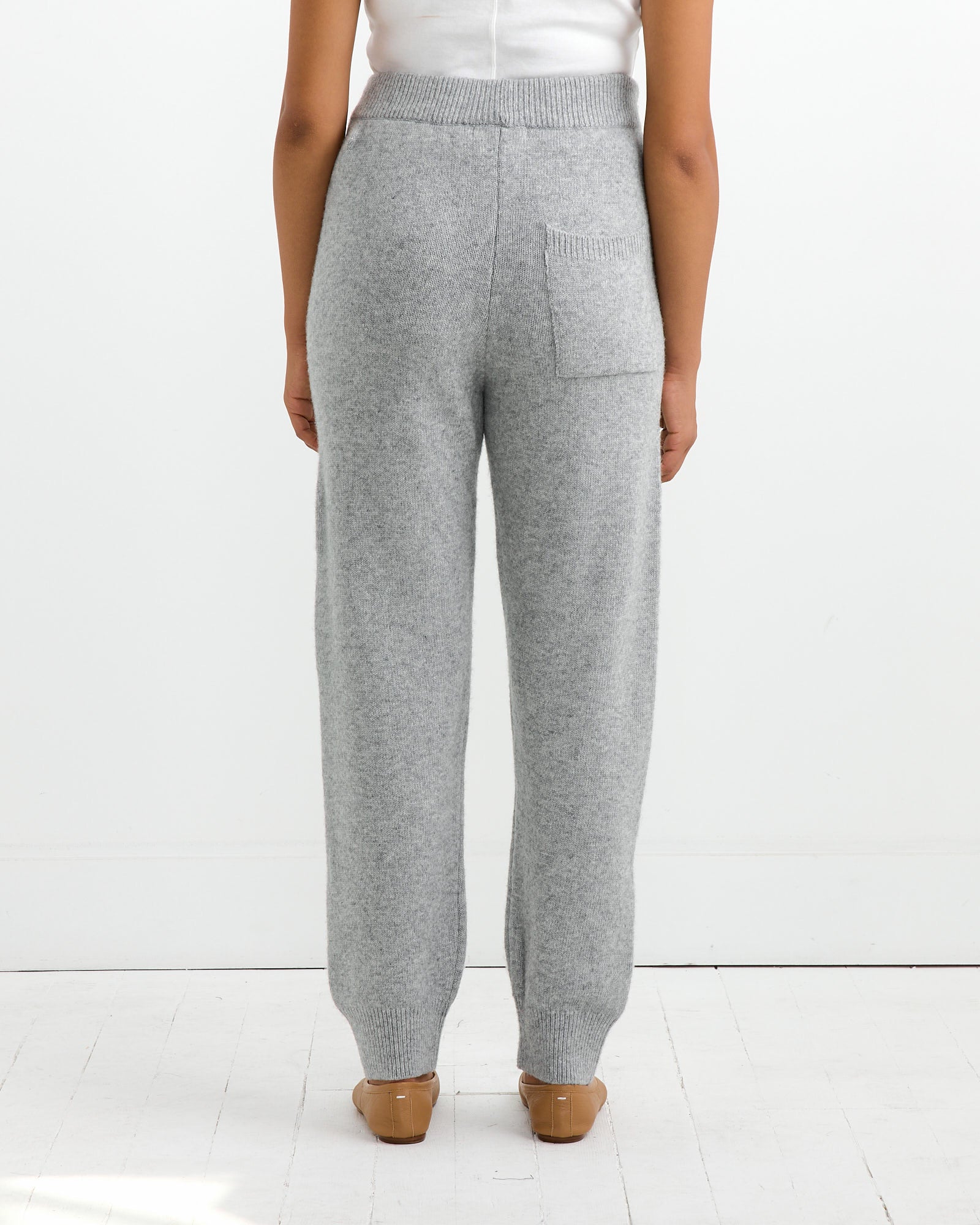 Cashmere Blend Knit Pant in Grey