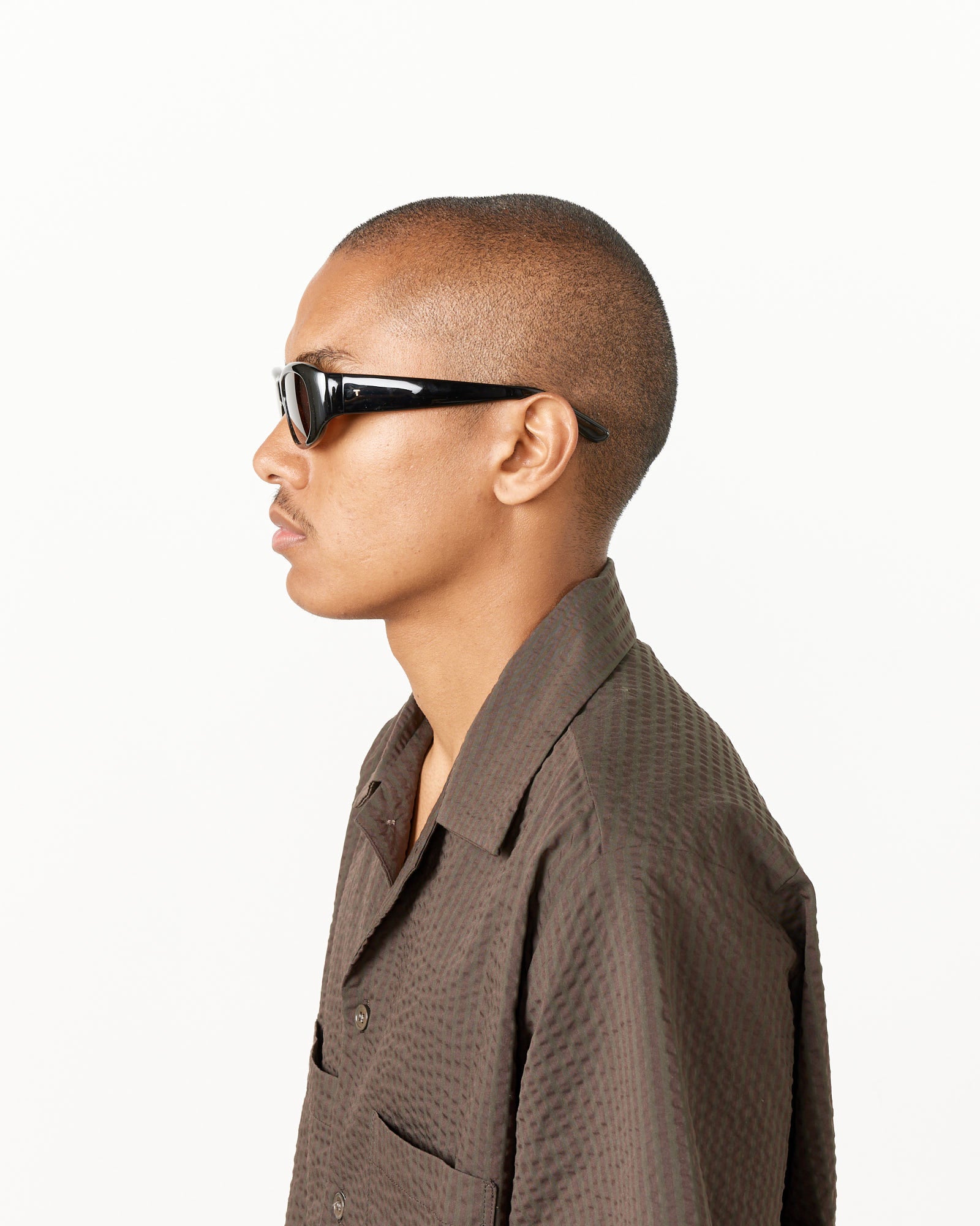 The AL Sunglasses in Black/Brown