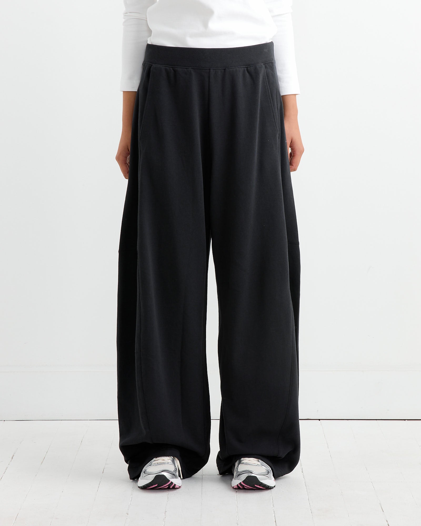 Summer Sweatshirting Winslow Pant in Black