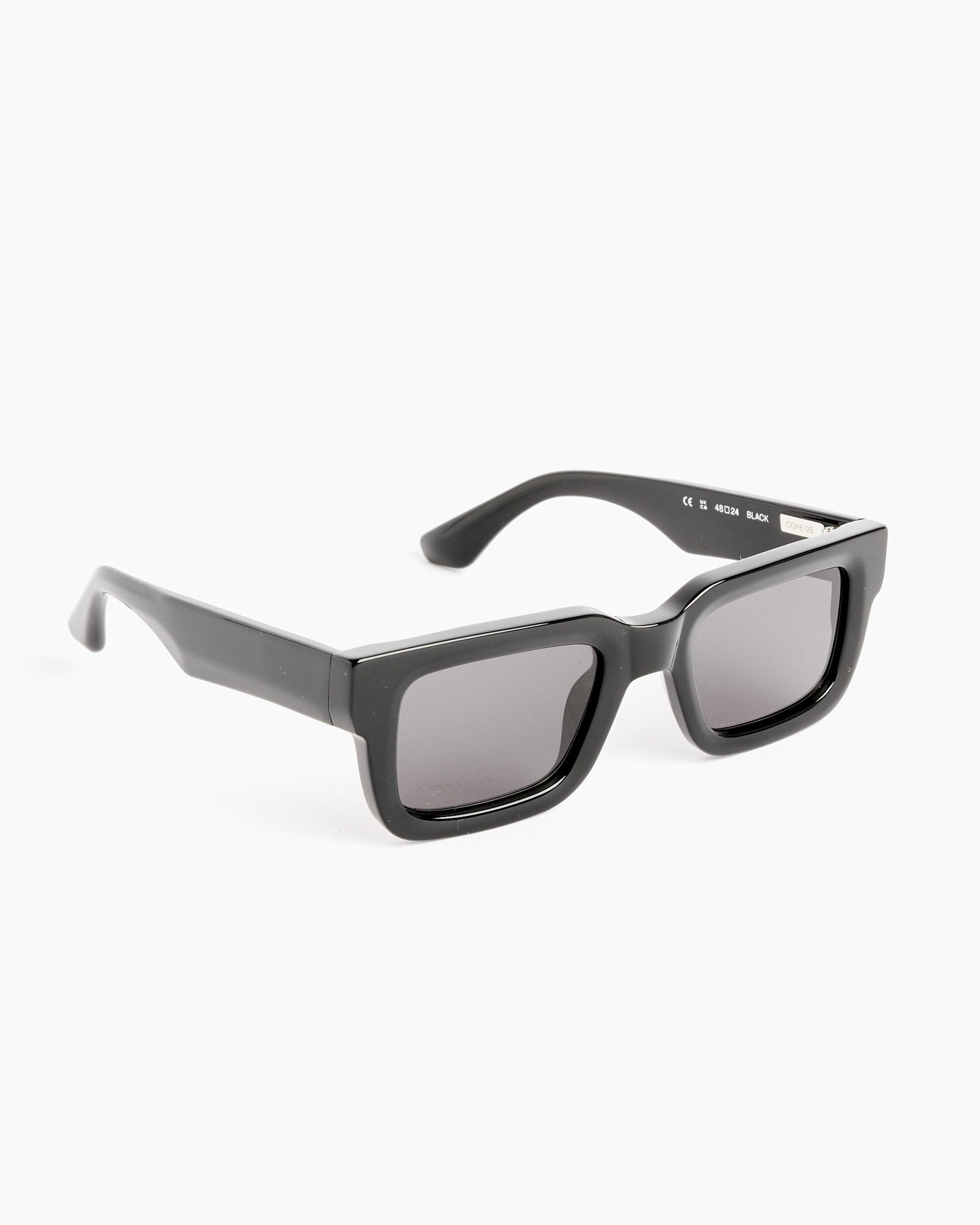 05 Sunglasses in Black