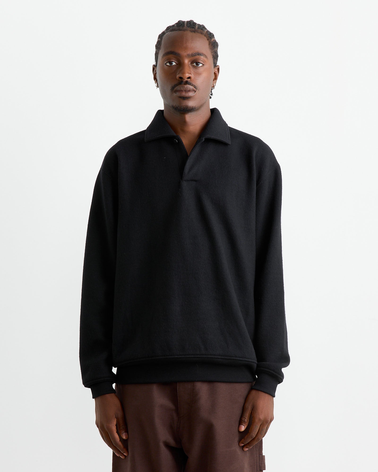 Super 120 Air Wool Fleece Sweater in Black